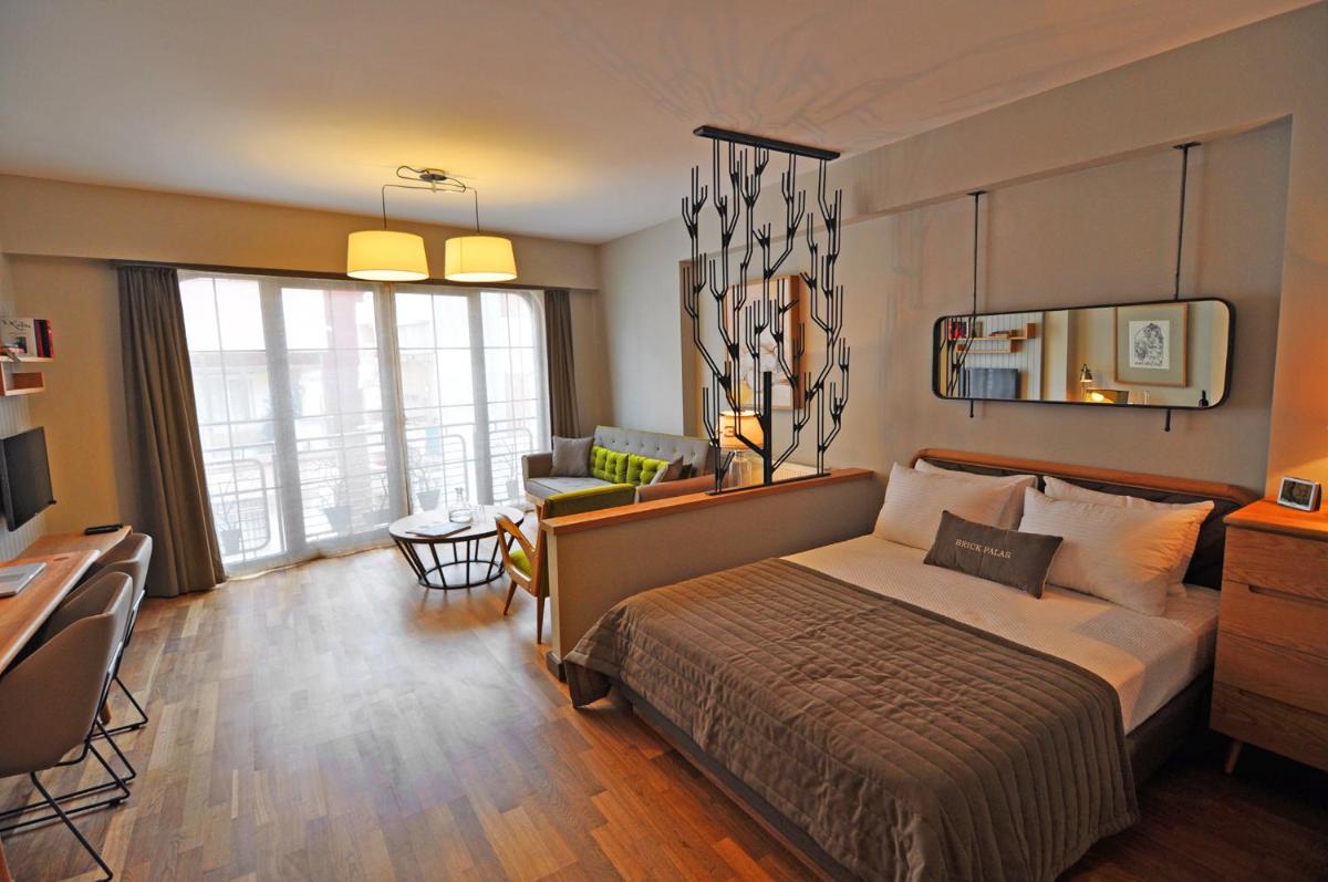 Studio Apartment photo 2