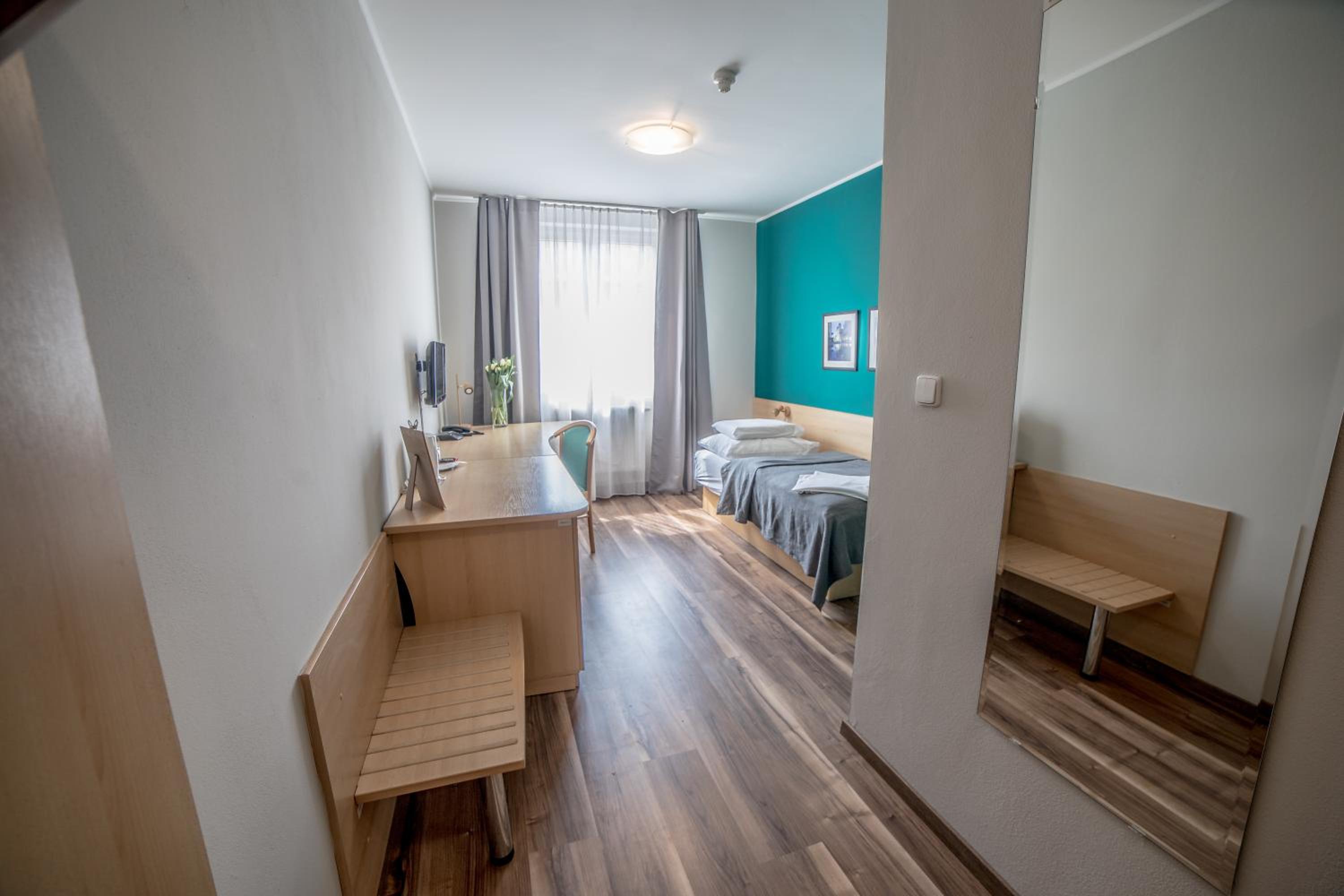 Single Room photo 2