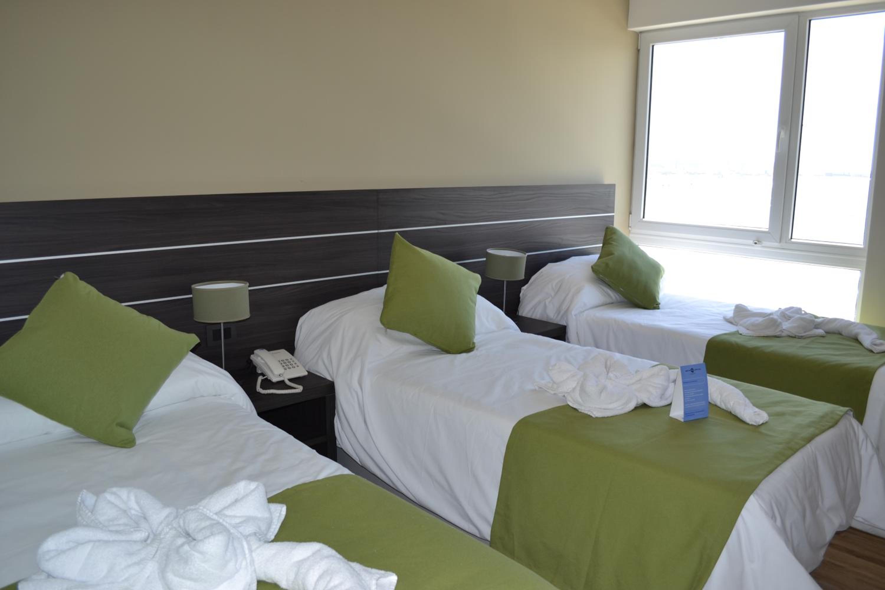 Superior Triple Room photo 2
