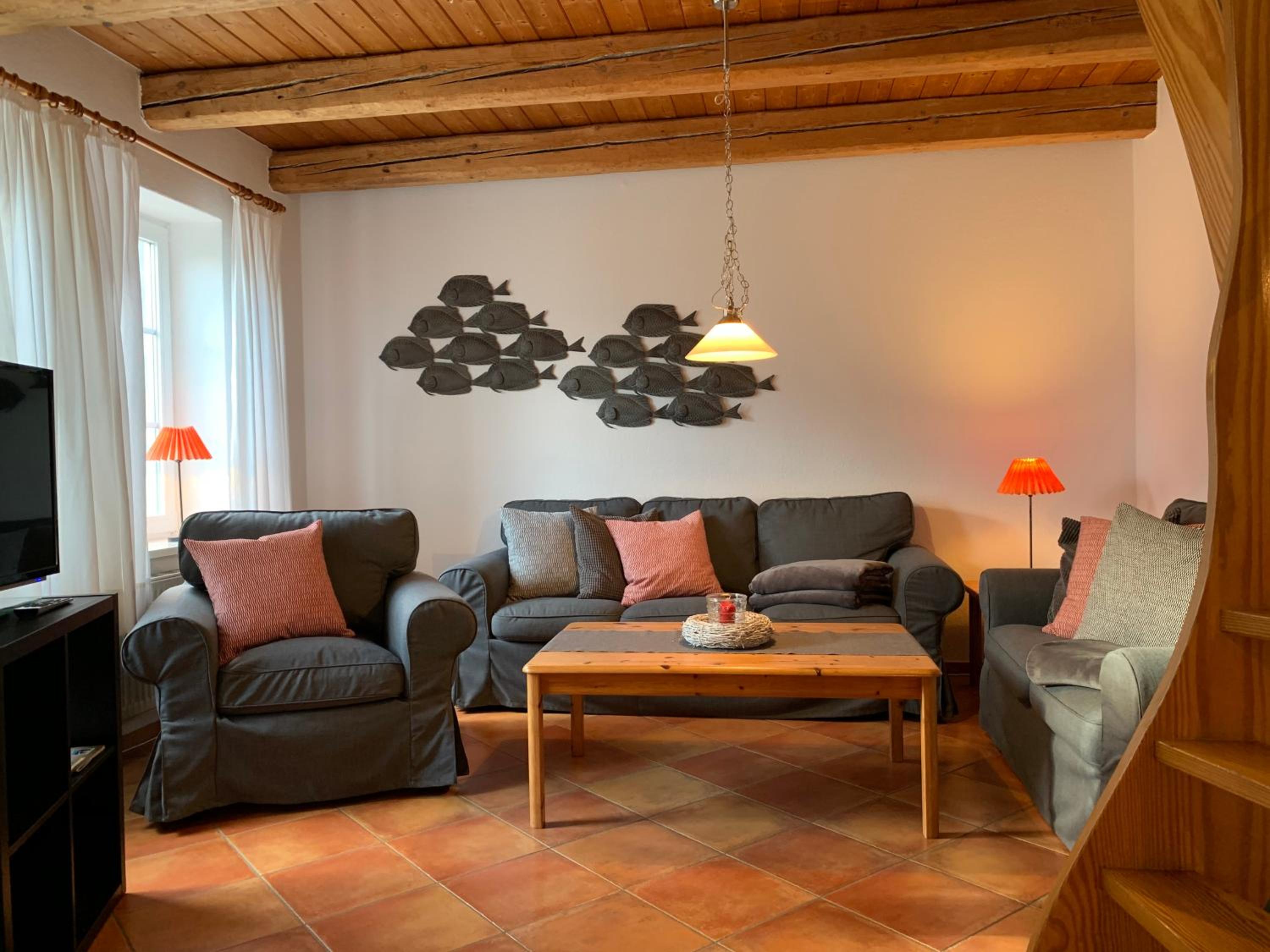 Three-Bedroom Apartment photo 1