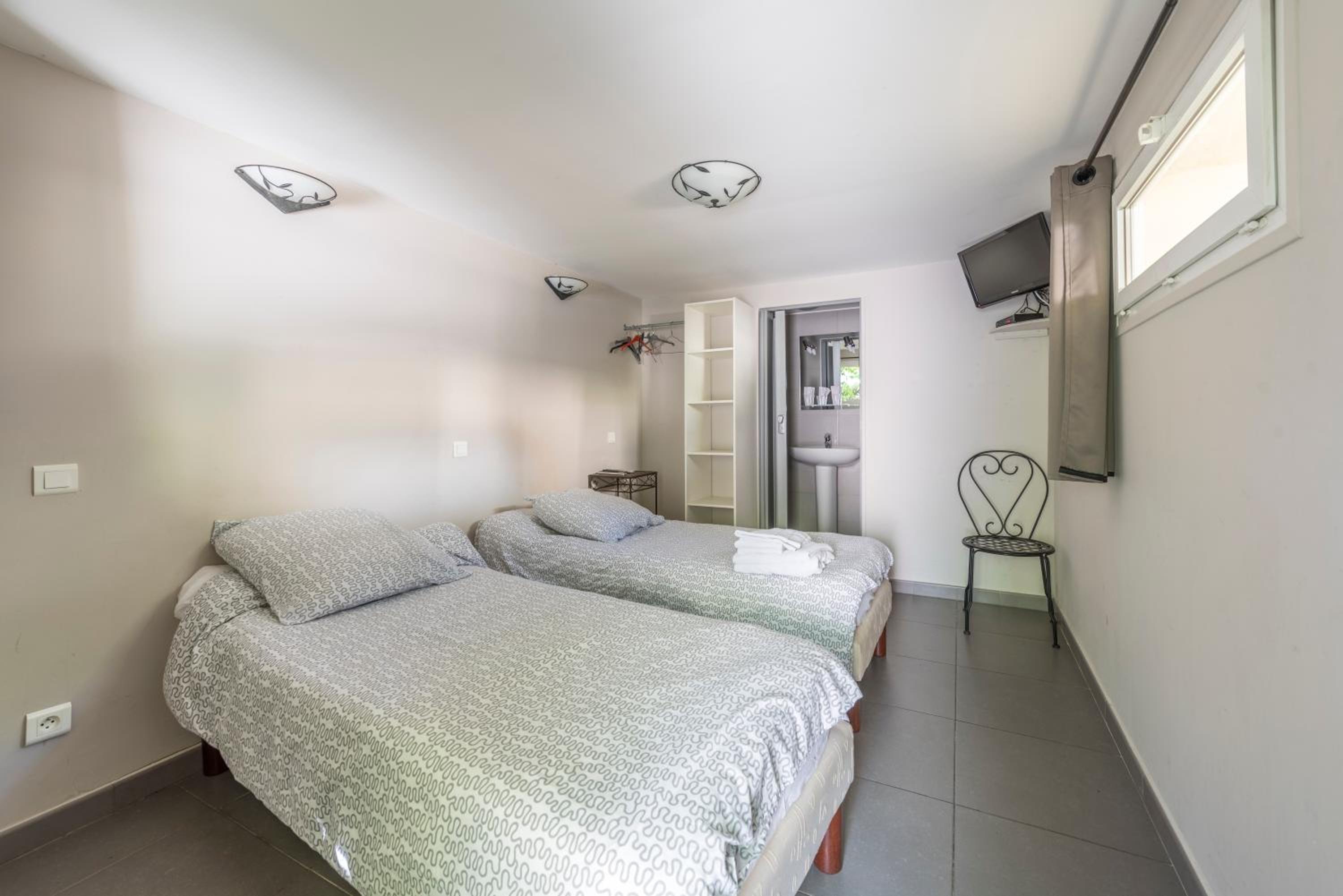 Comfort Twin Room