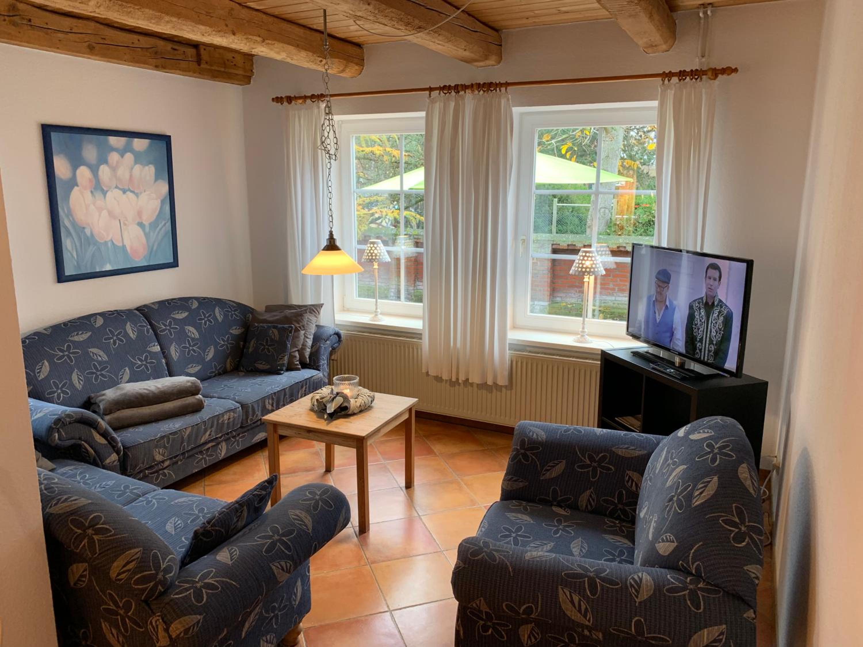 Three-Bedroom Apartment photo 1