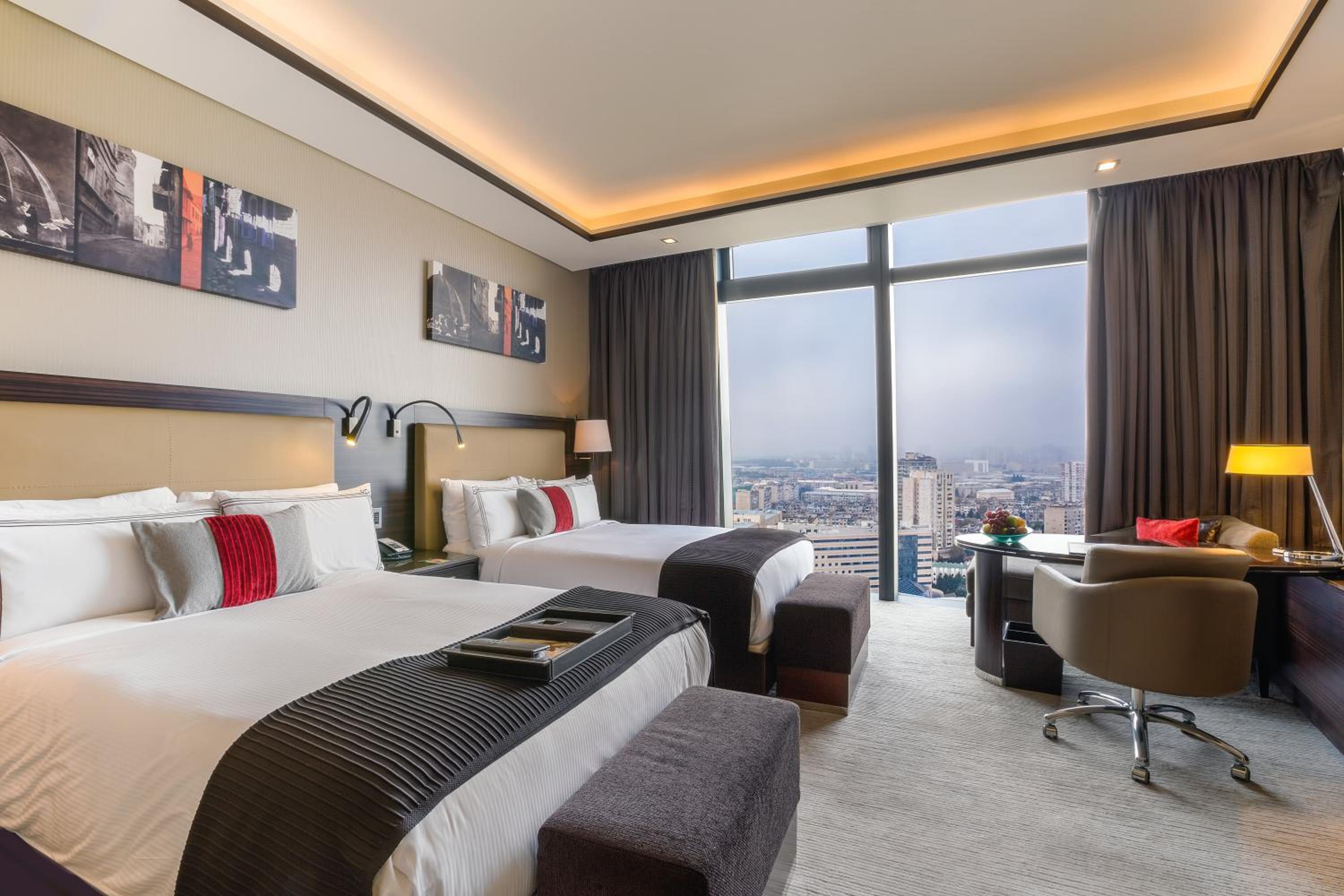 מלון פיירמונט באקו מגדלי הלהבה — Deluxe Twin Room City View