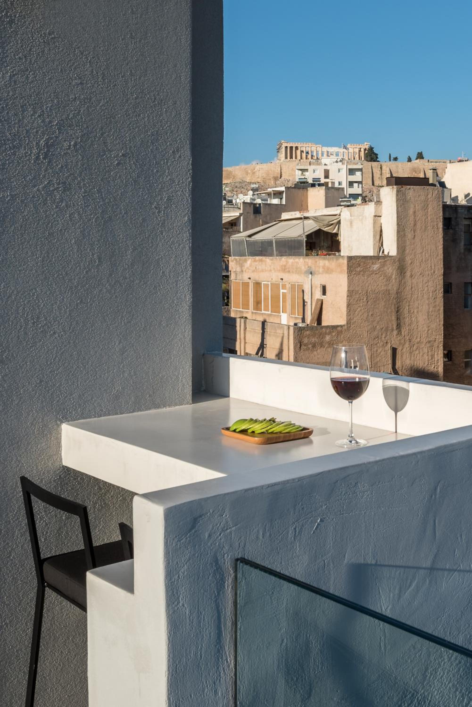 Deluxe Suite with Terrace and Acropolis View  photo 2