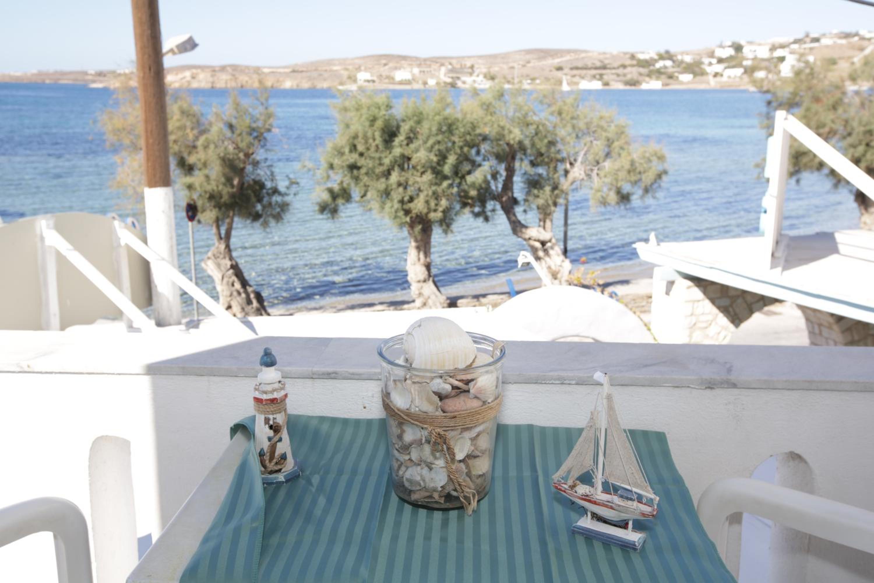 Studio with Panoramic Sea View (3 Adults) - Photo 13