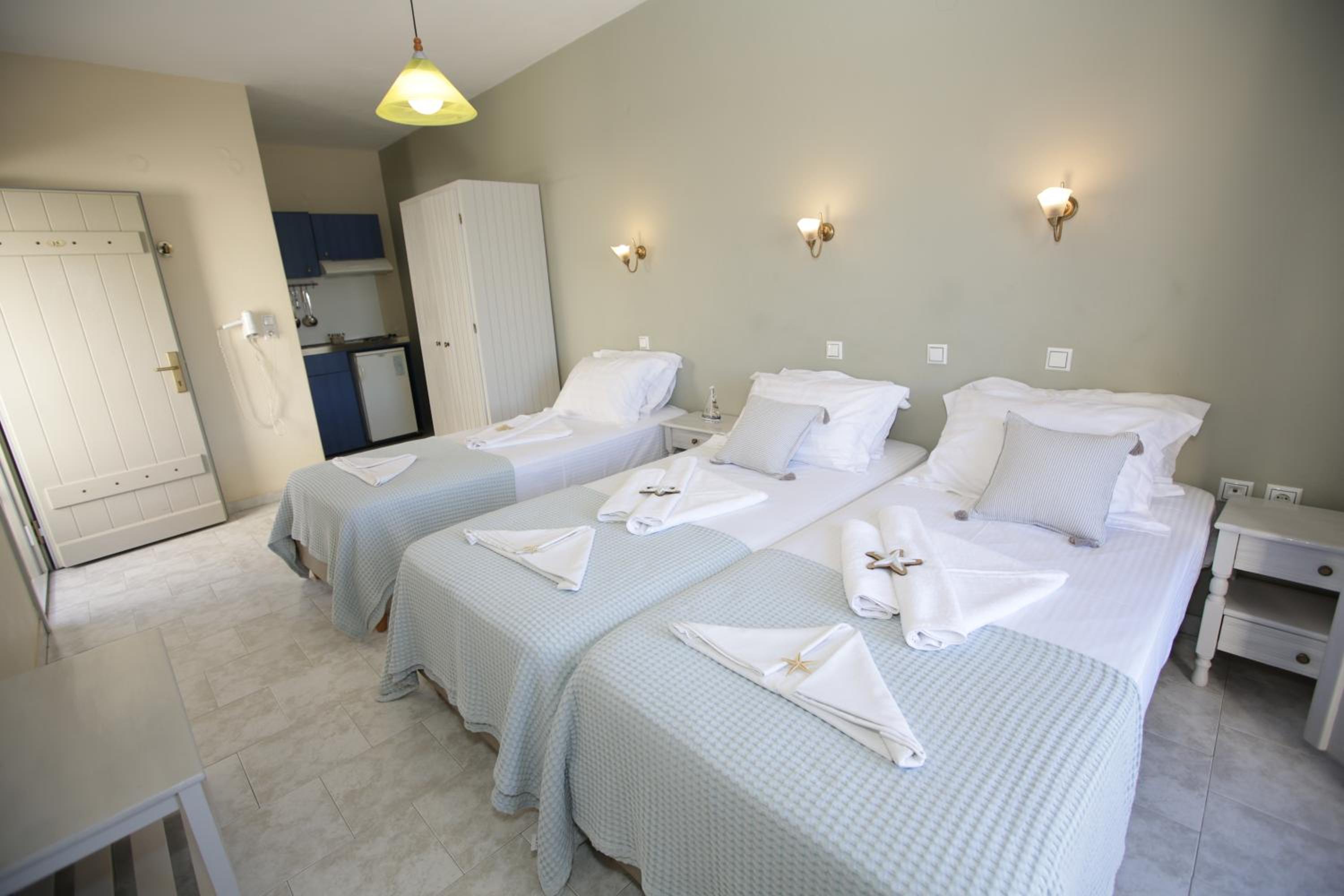 Studio with Panoramic Sea View (3 Adults) - Photo 10