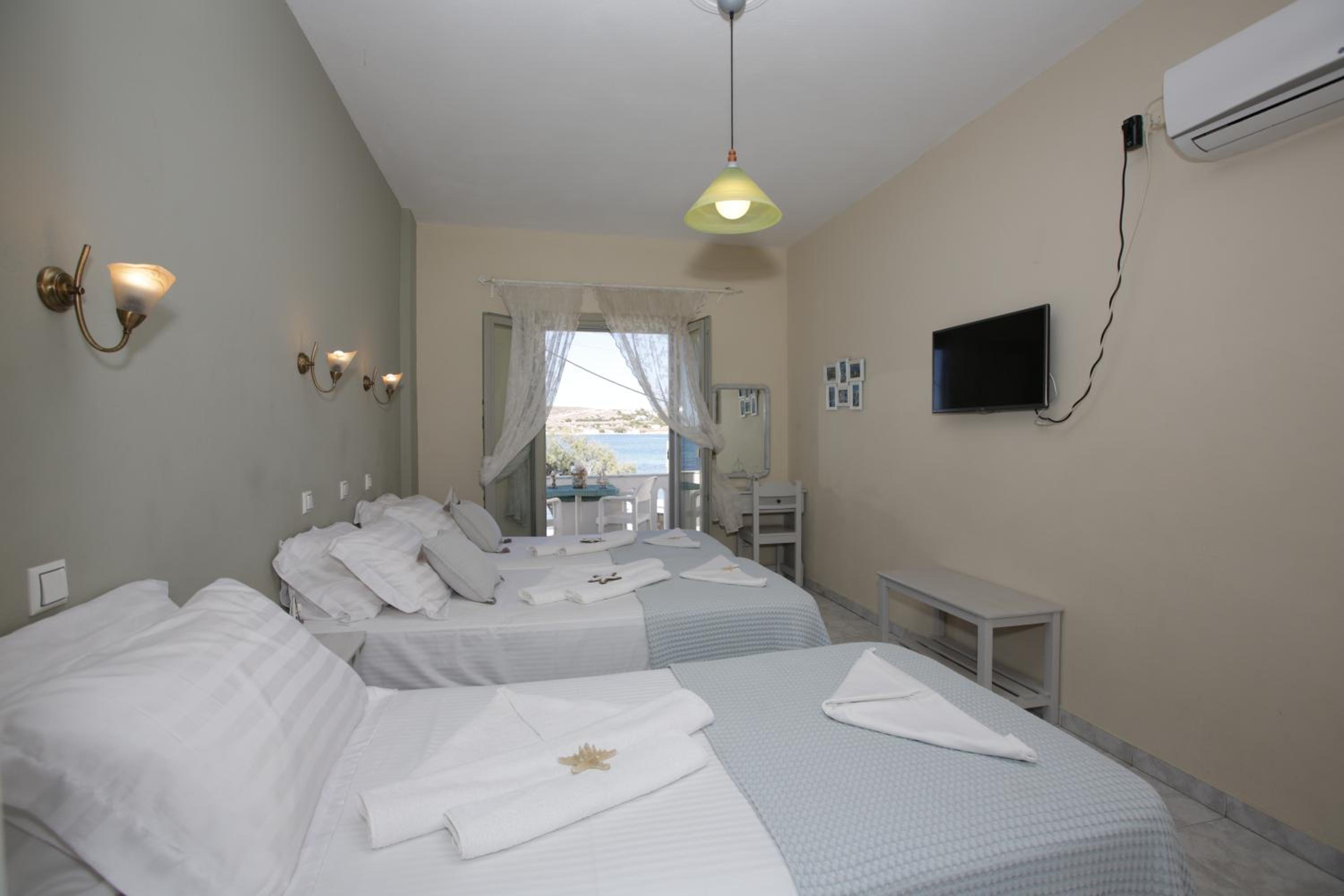 Studio with Panoramic Sea View (3 Adults) - Photo 29