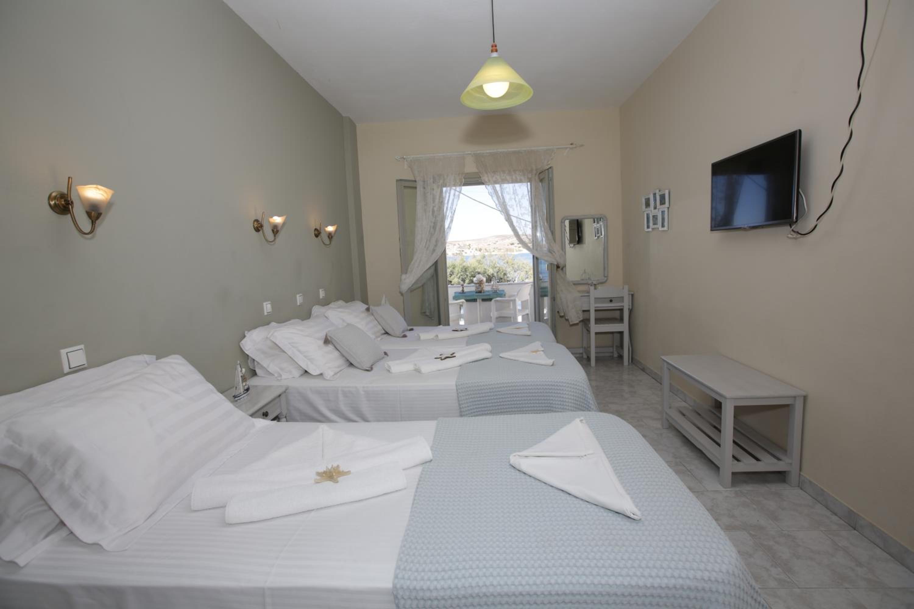 Studio with Panoramic Sea View (3 Adults) - Photo 24