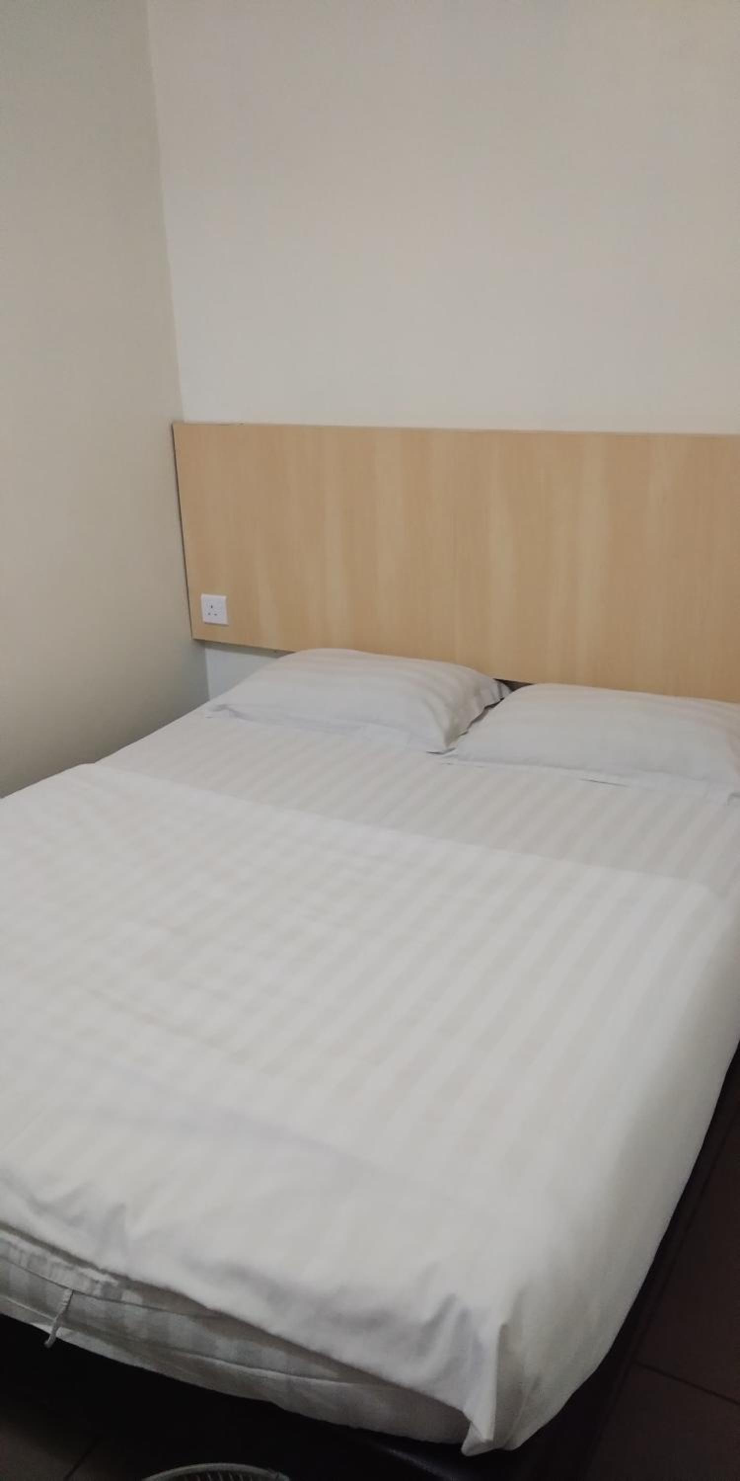 Standard Queen Room - Photo 3