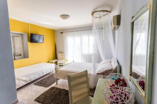 Quadruple Room with Balcony and Sea View