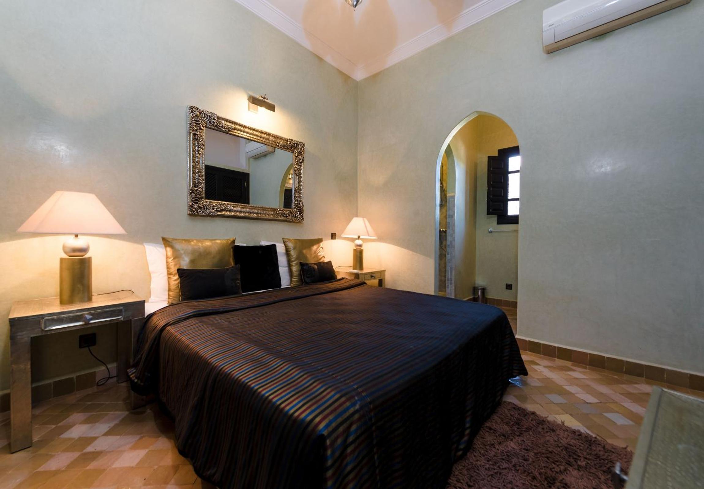 Three-Bedroom Villa - Photo 27