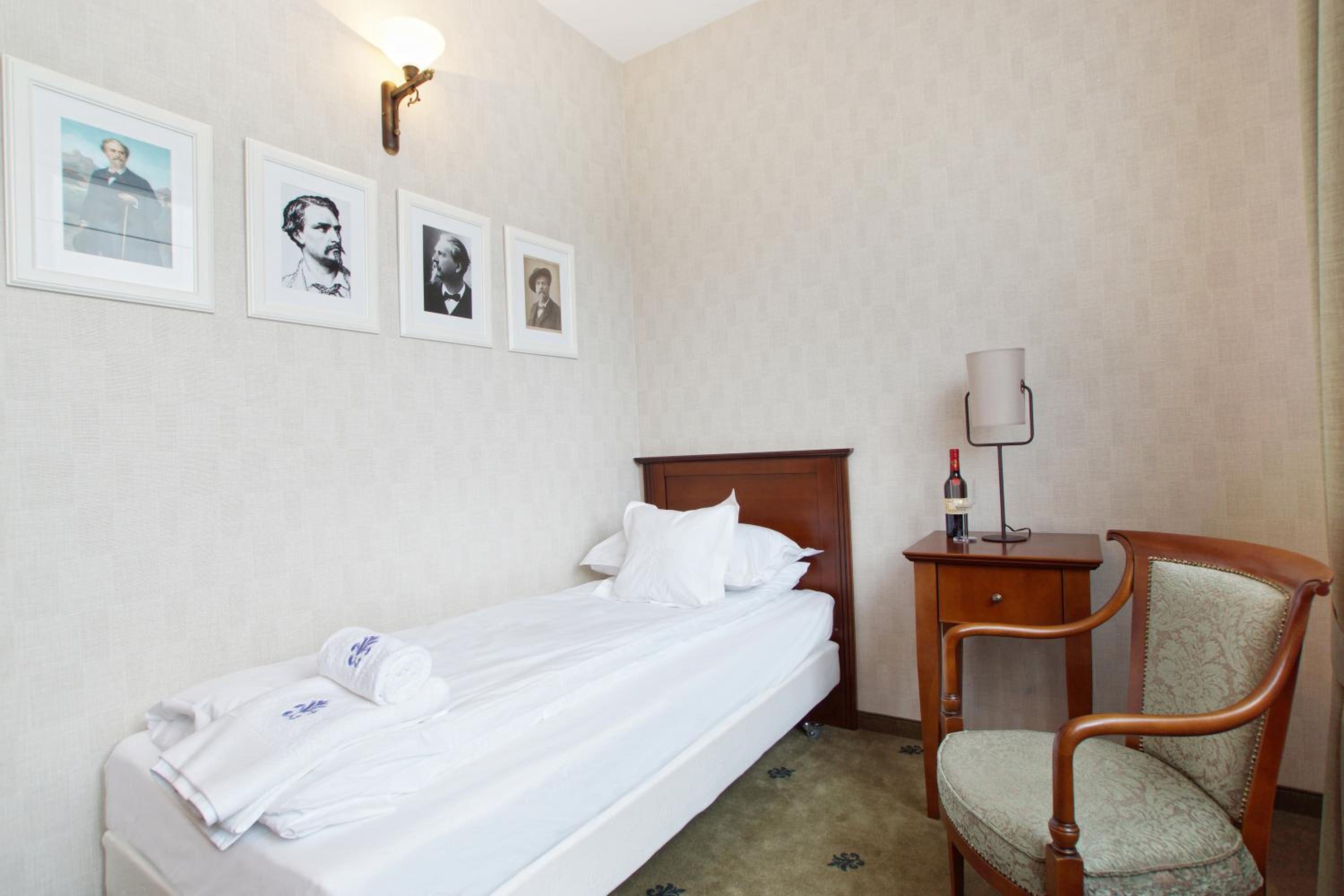Single Room photo 1