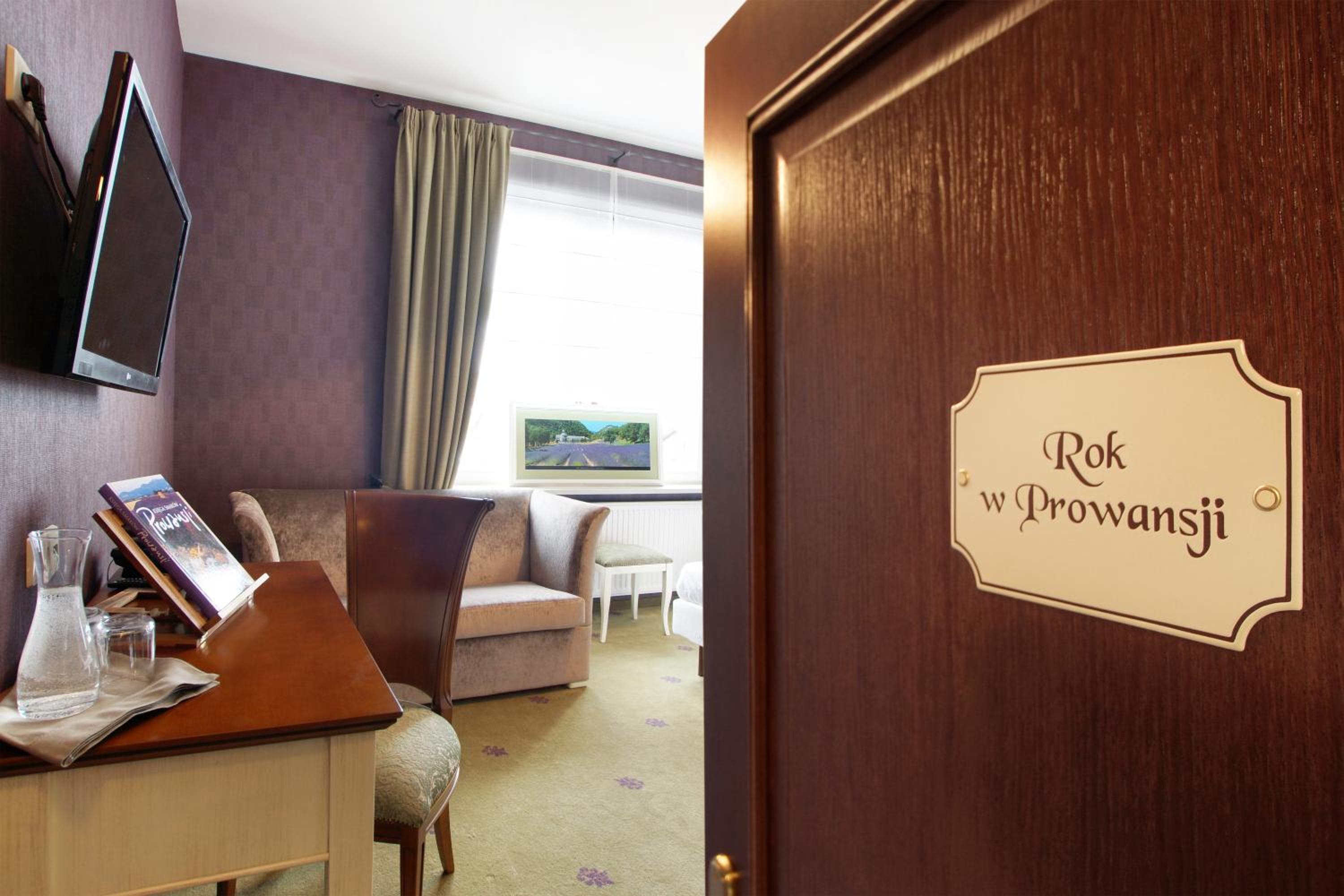 Double Room - Photo 3