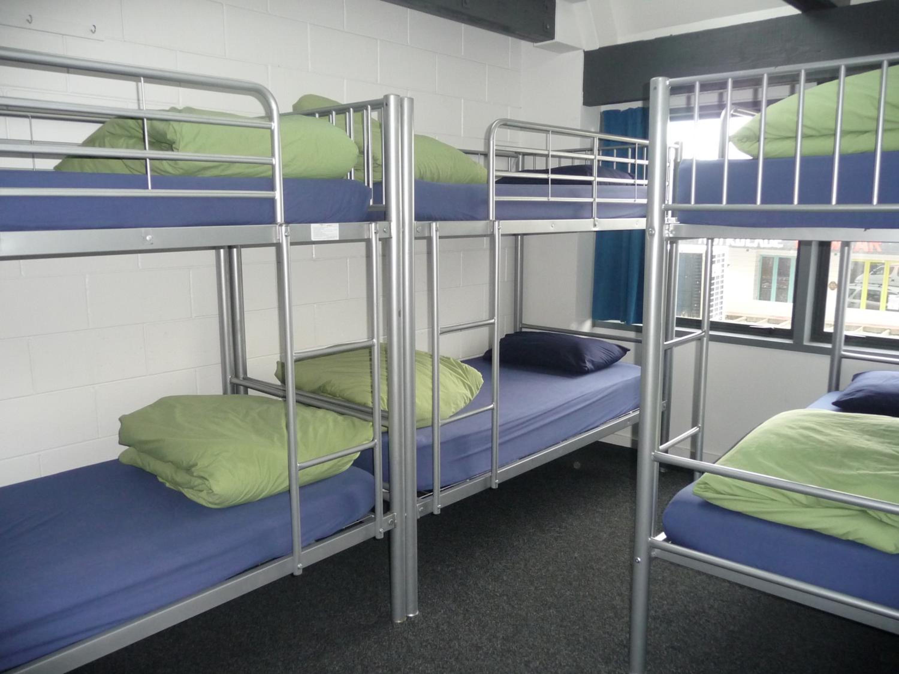 Bed in 6-Bed Mixed Dormitory Room photo 2