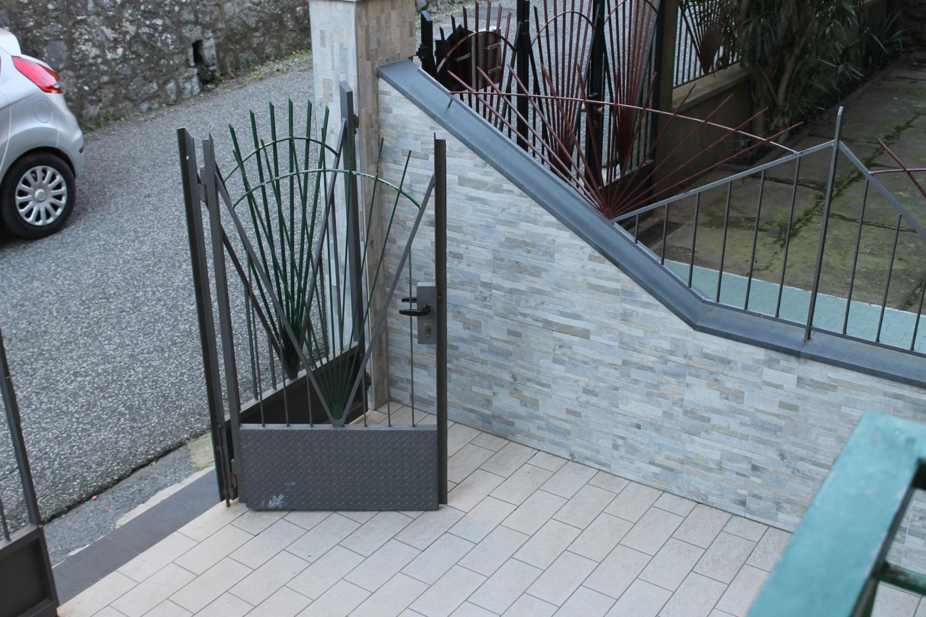 Apartment - Ground Floor photo 2