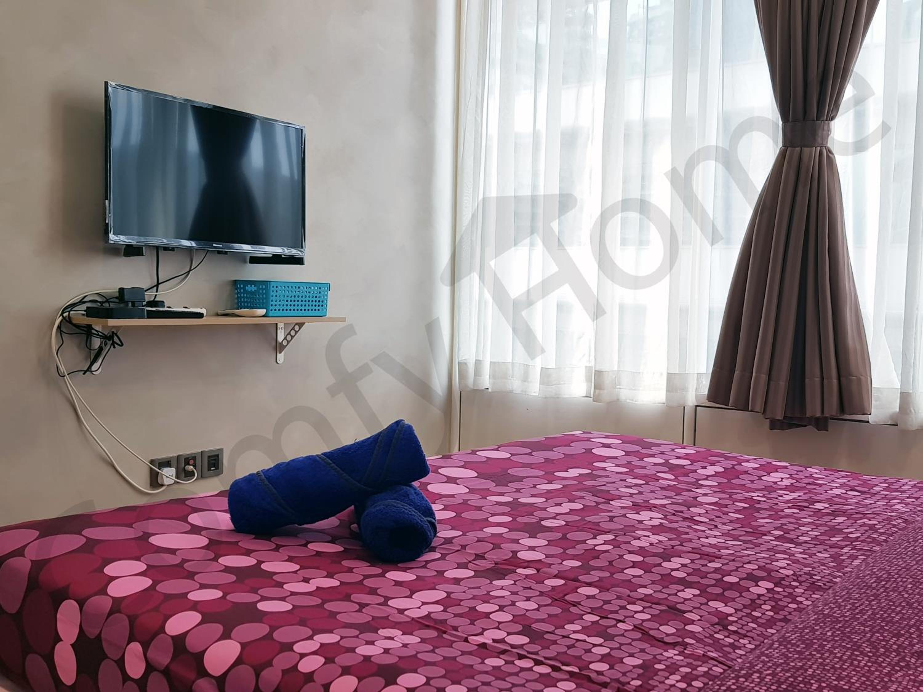 Economy Queen Room
