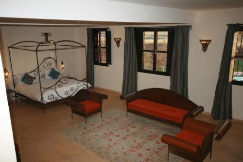 Royal Suite - Photo 2