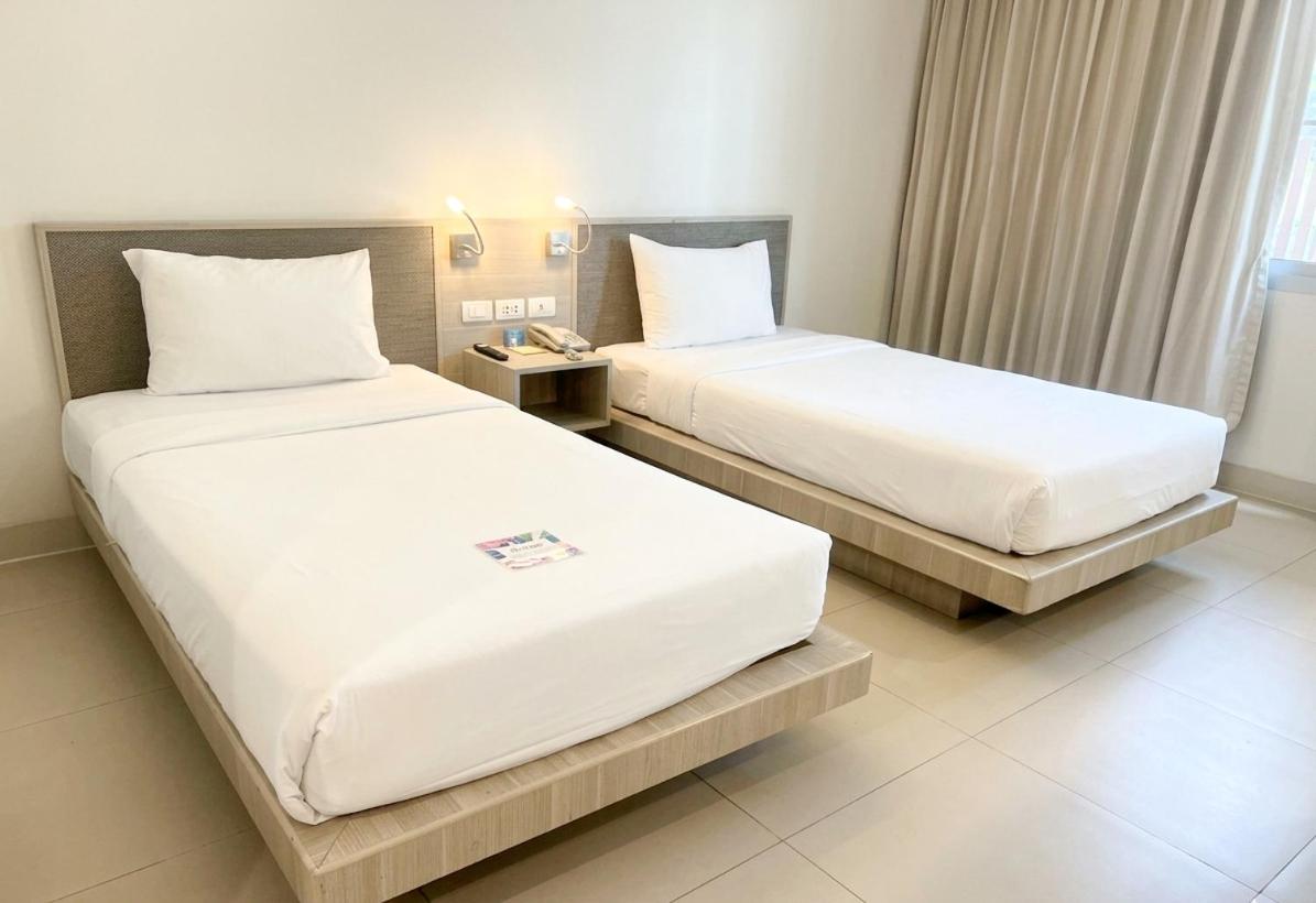Standard Twin Room photo 2