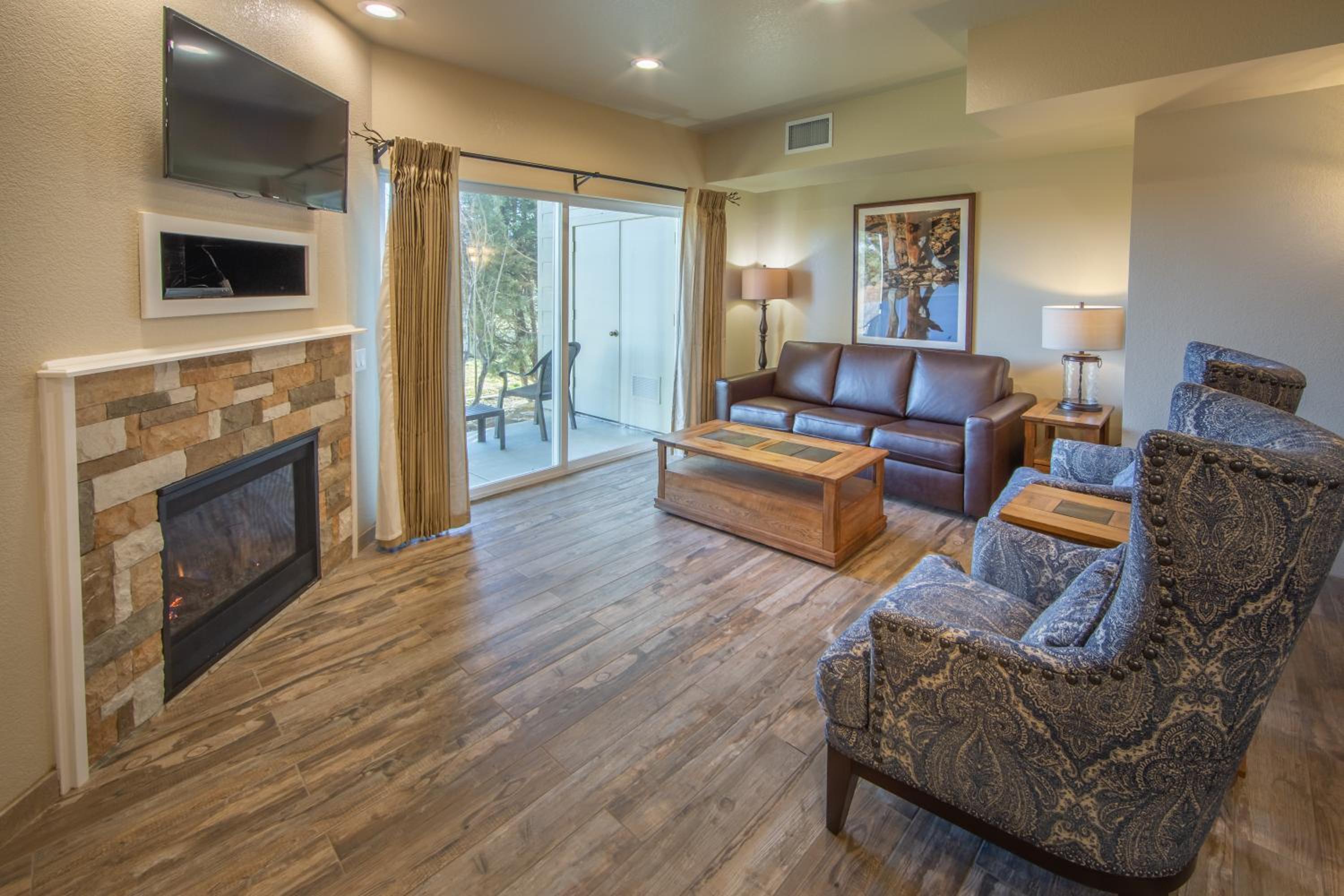 One-Bedroom Villa Lodge with Queen Bed - Photo 16