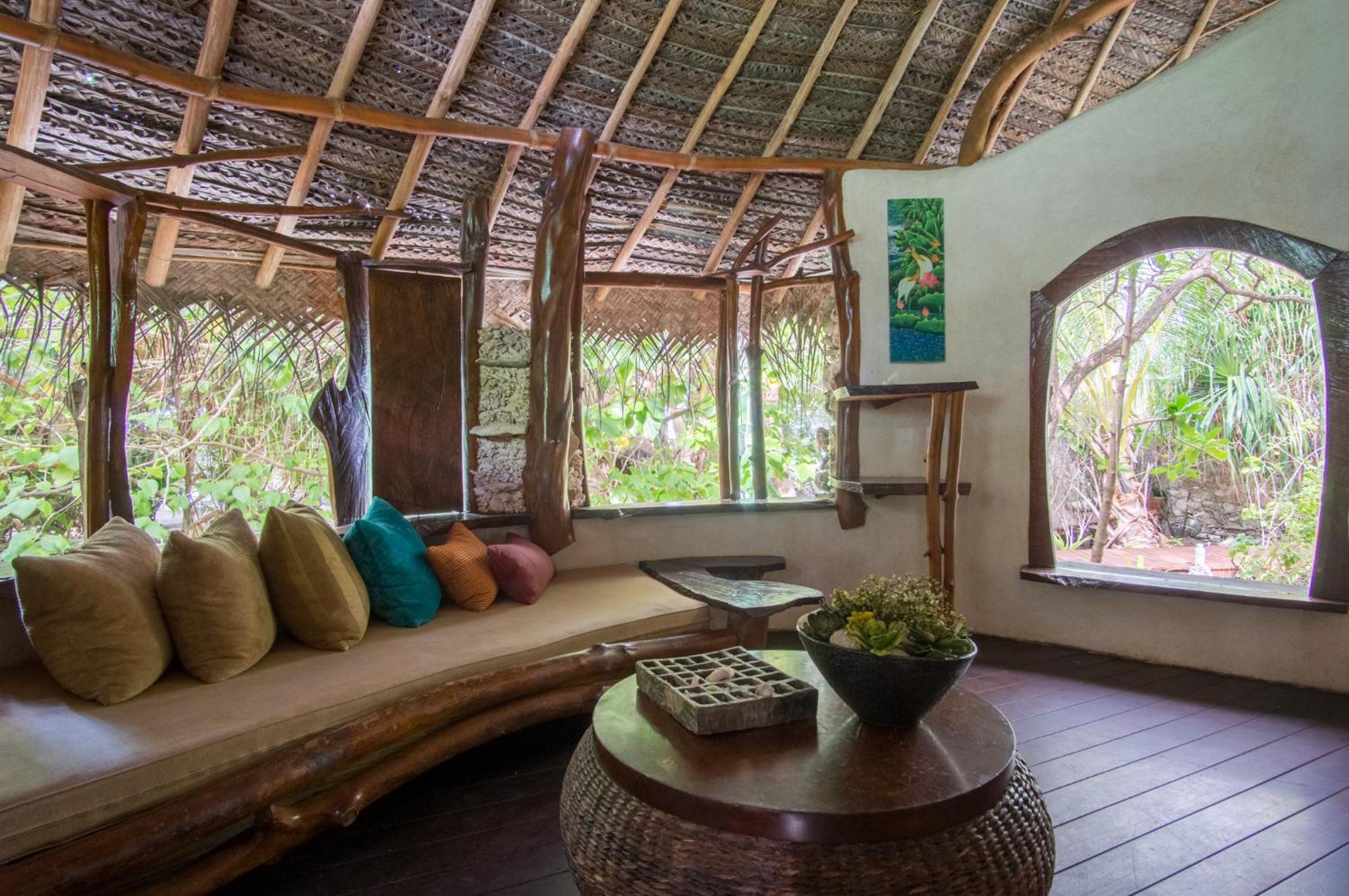 Bungalow with Garden View