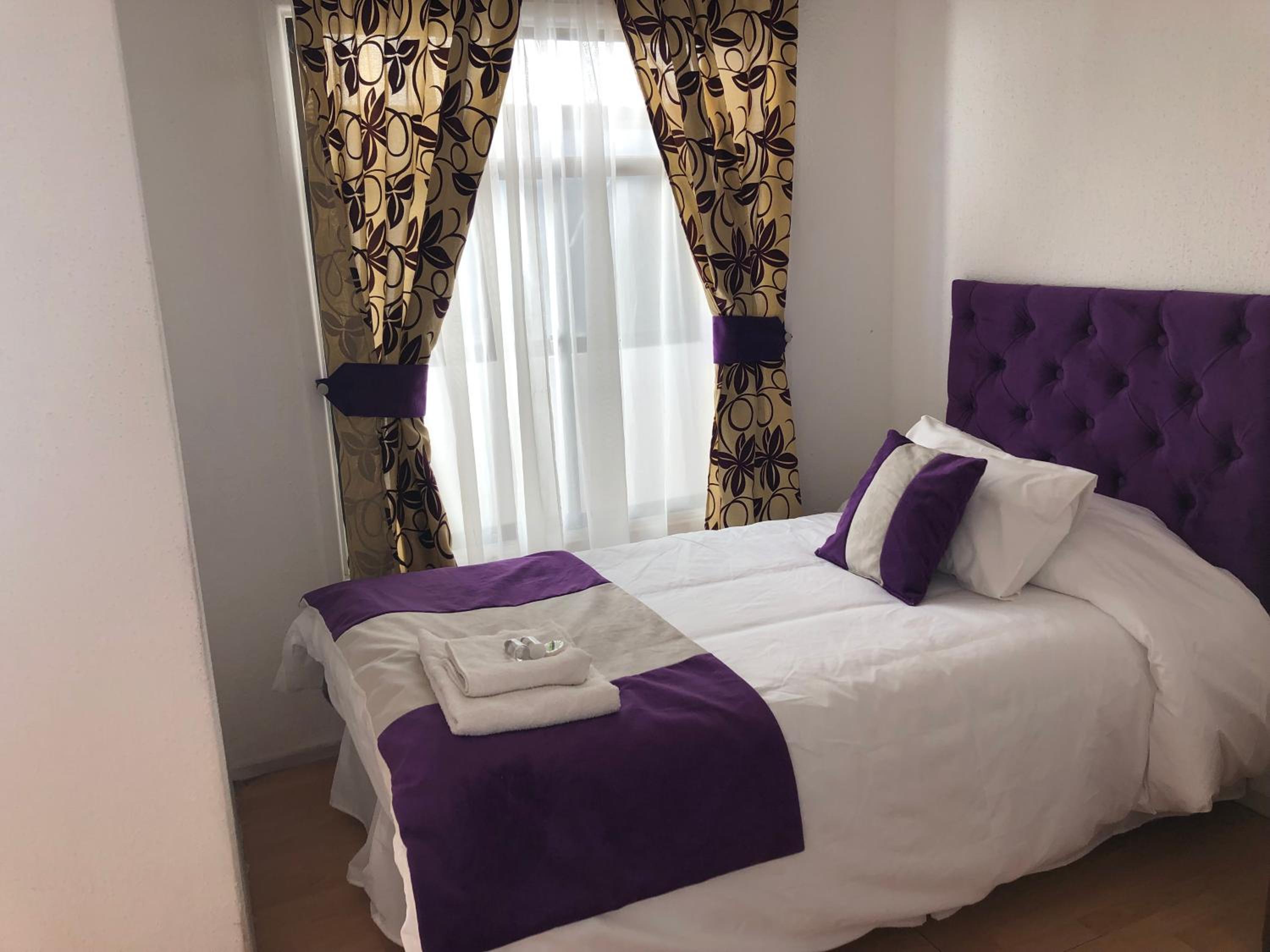 Single Room photo 2