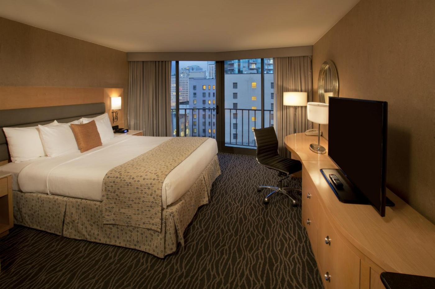 Standard King Room - Photo 1