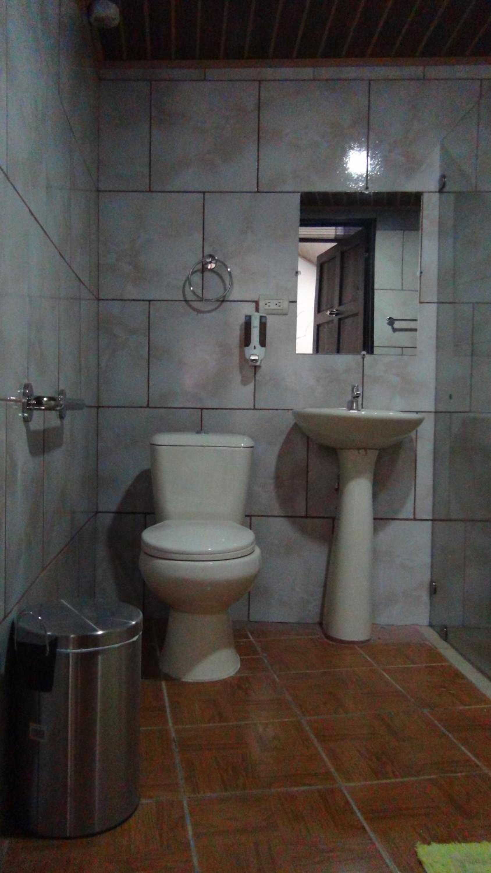 Quadruple Room With Shared Bathroom photo 2