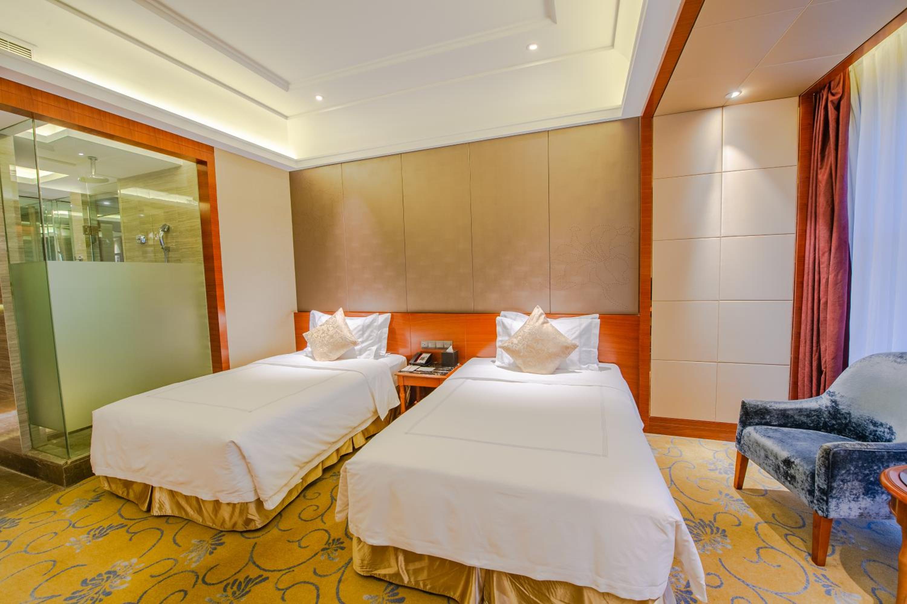 Deluxe Twin Room With Sea View photo 2