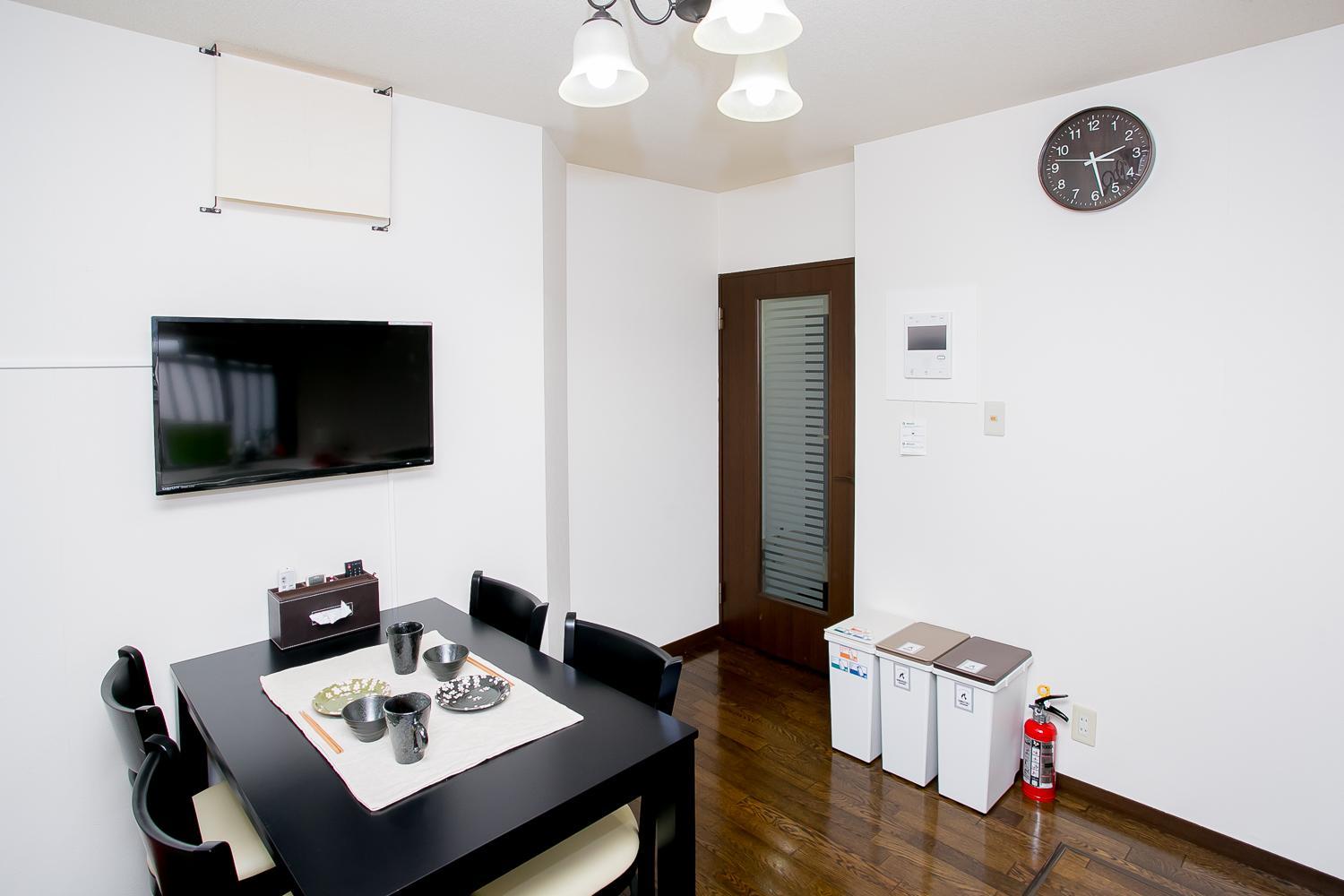 Two-Bedroom Apartment - Photo 16