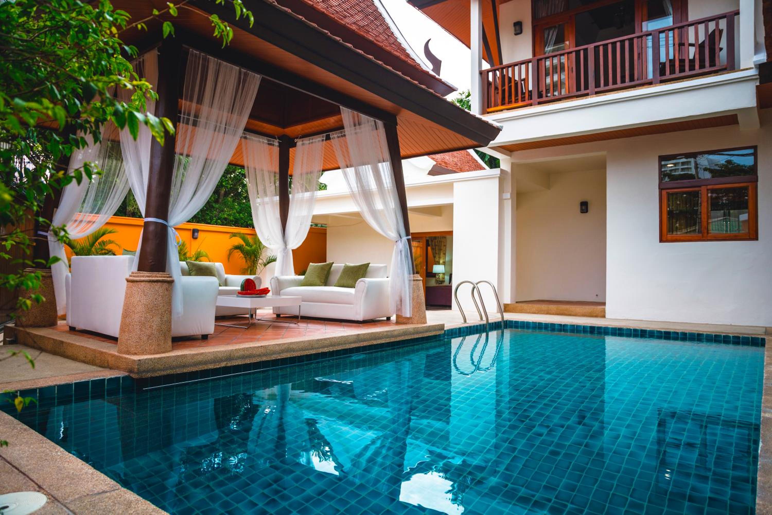 Four-Bedroom Villa with Private Pool photo 2