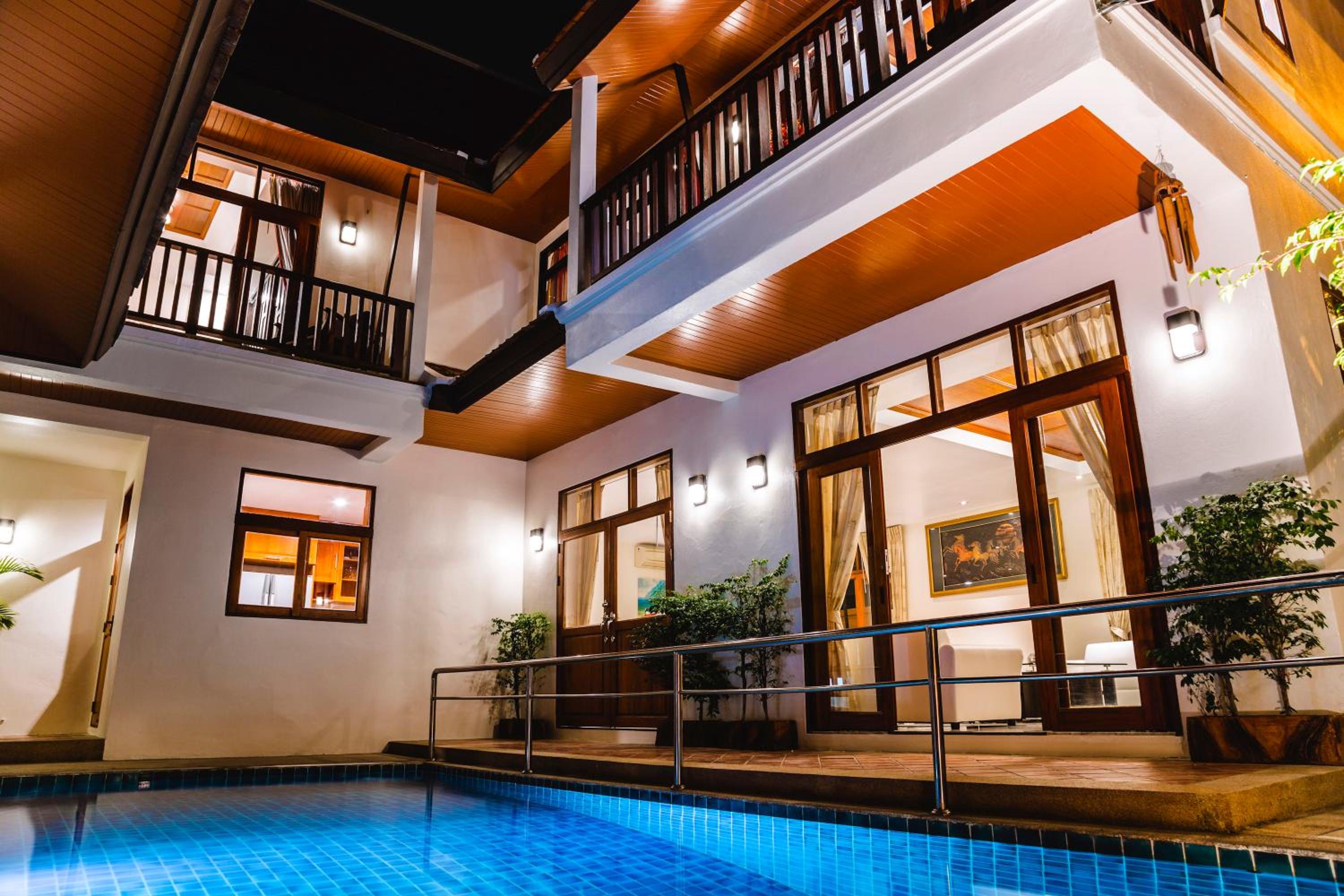 Four-Bedroom Villa with Private Pool photo 2
