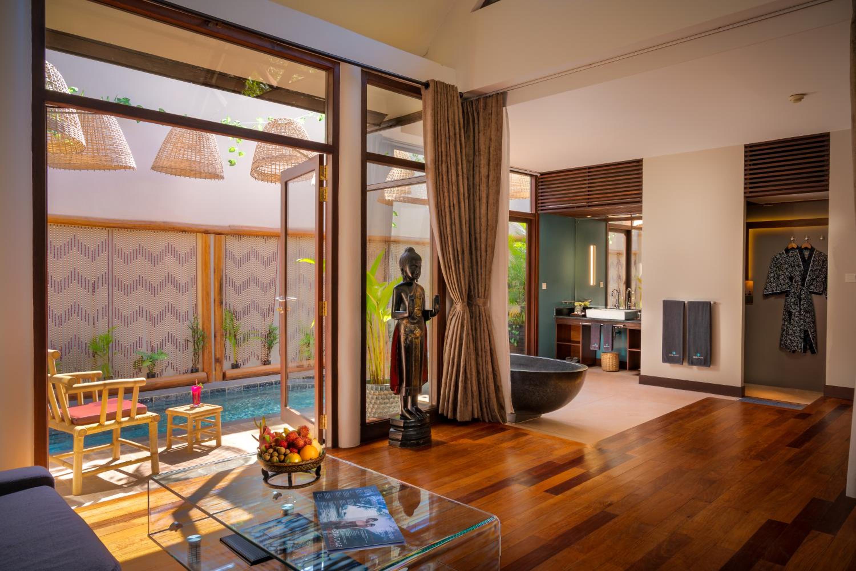 Suite with Private Pool - Photo 2