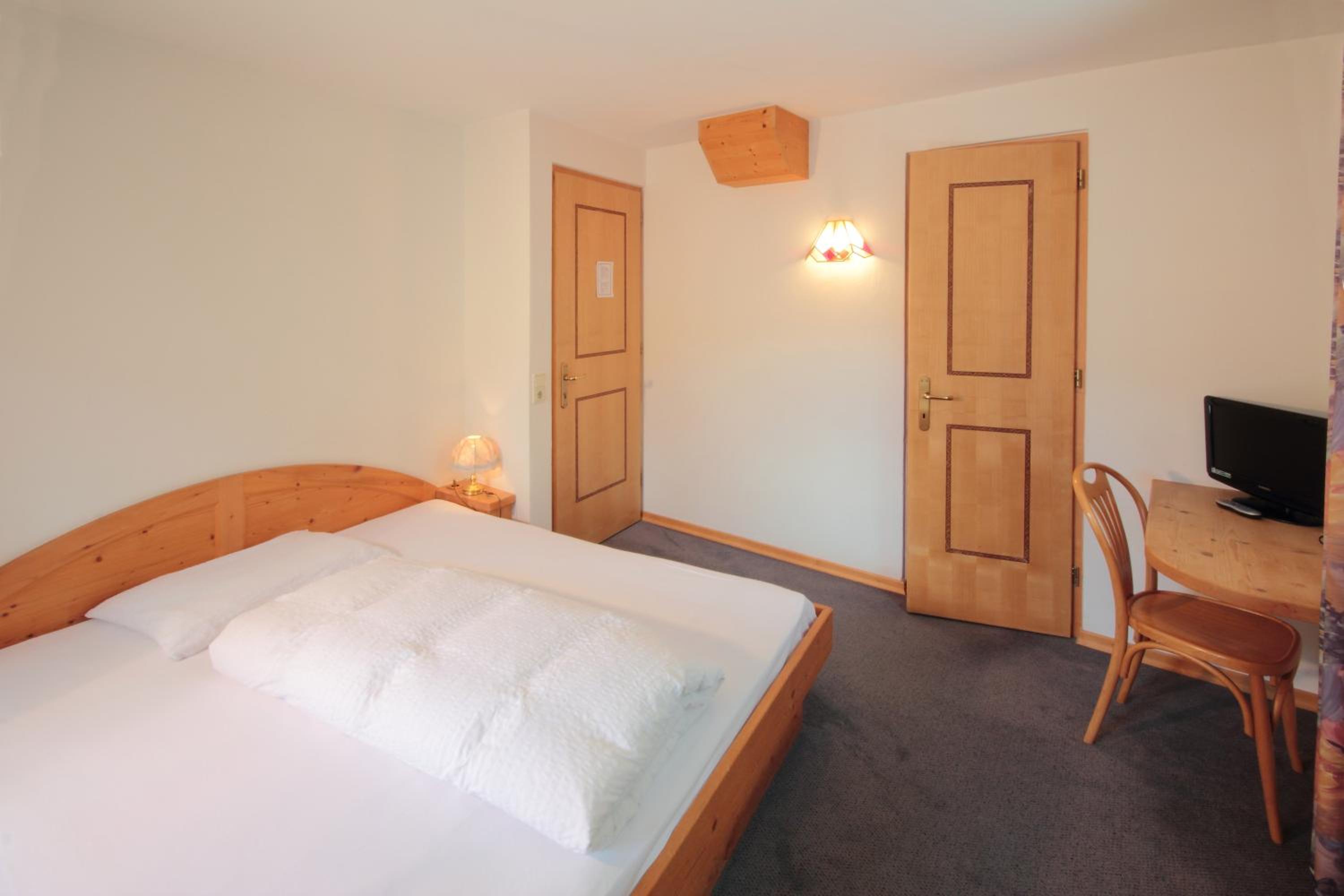 Single Room photo 3