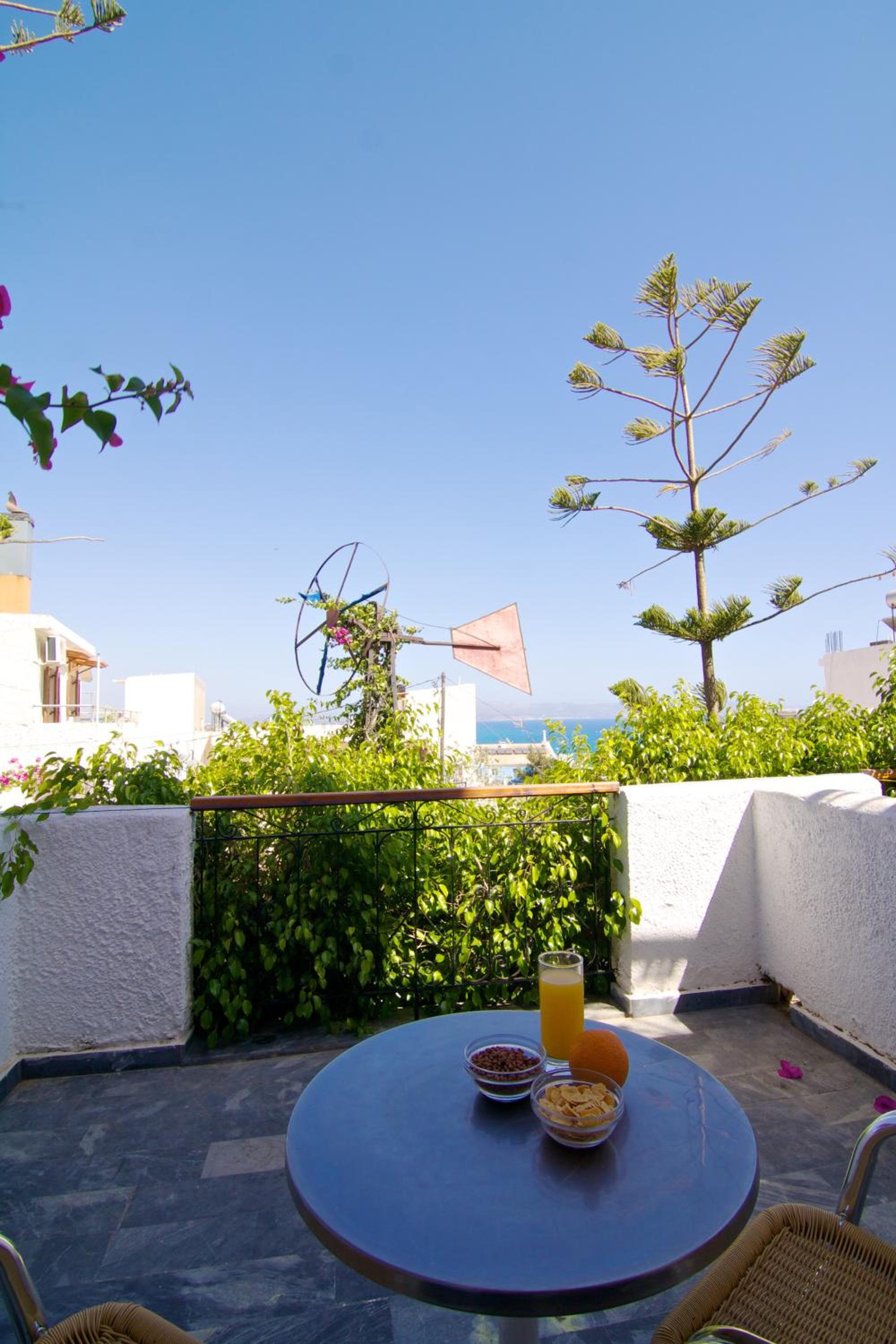 Studio with Sea View photo 3