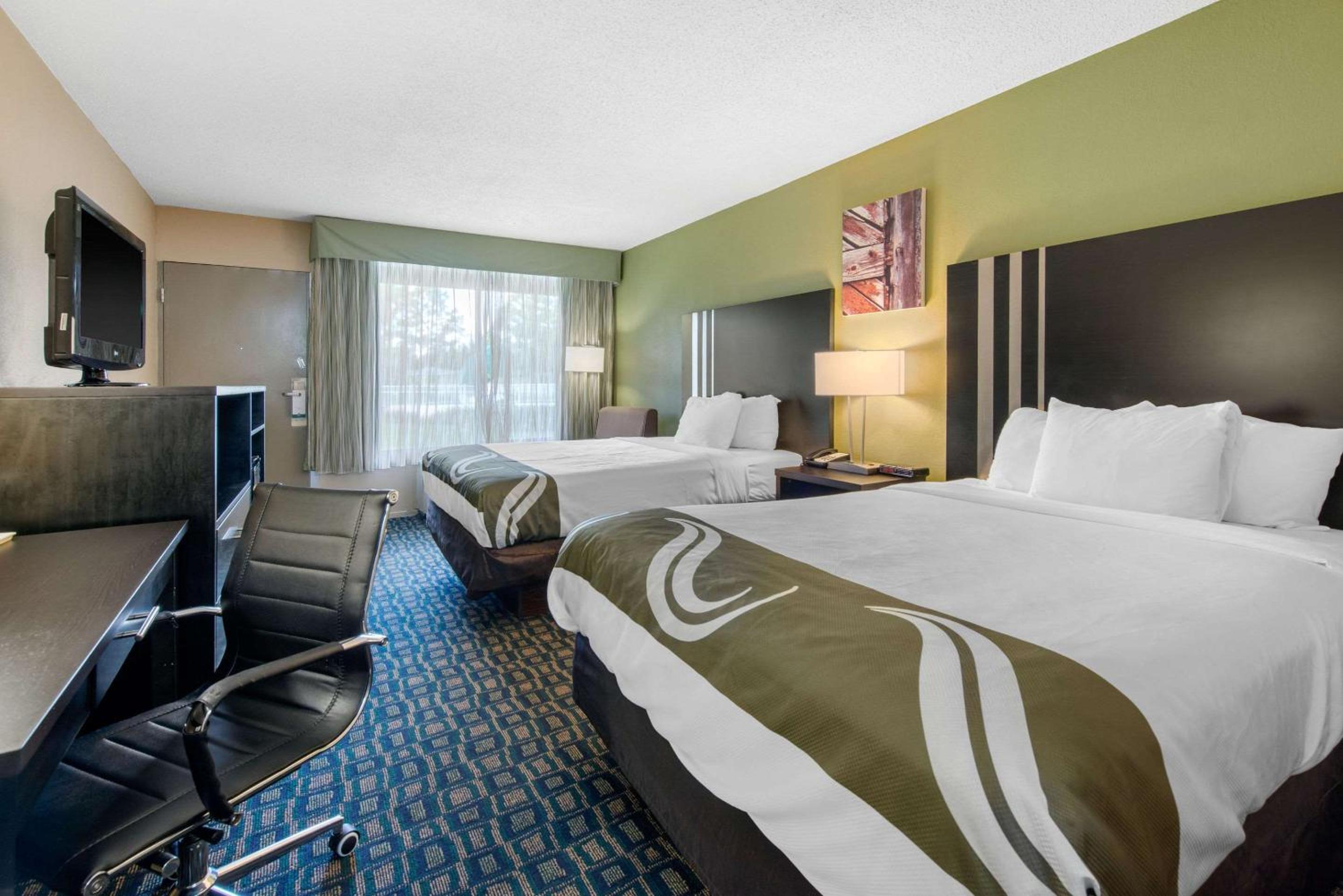 Double Room with Two Double Beds - Non-Smoking - Photo 11