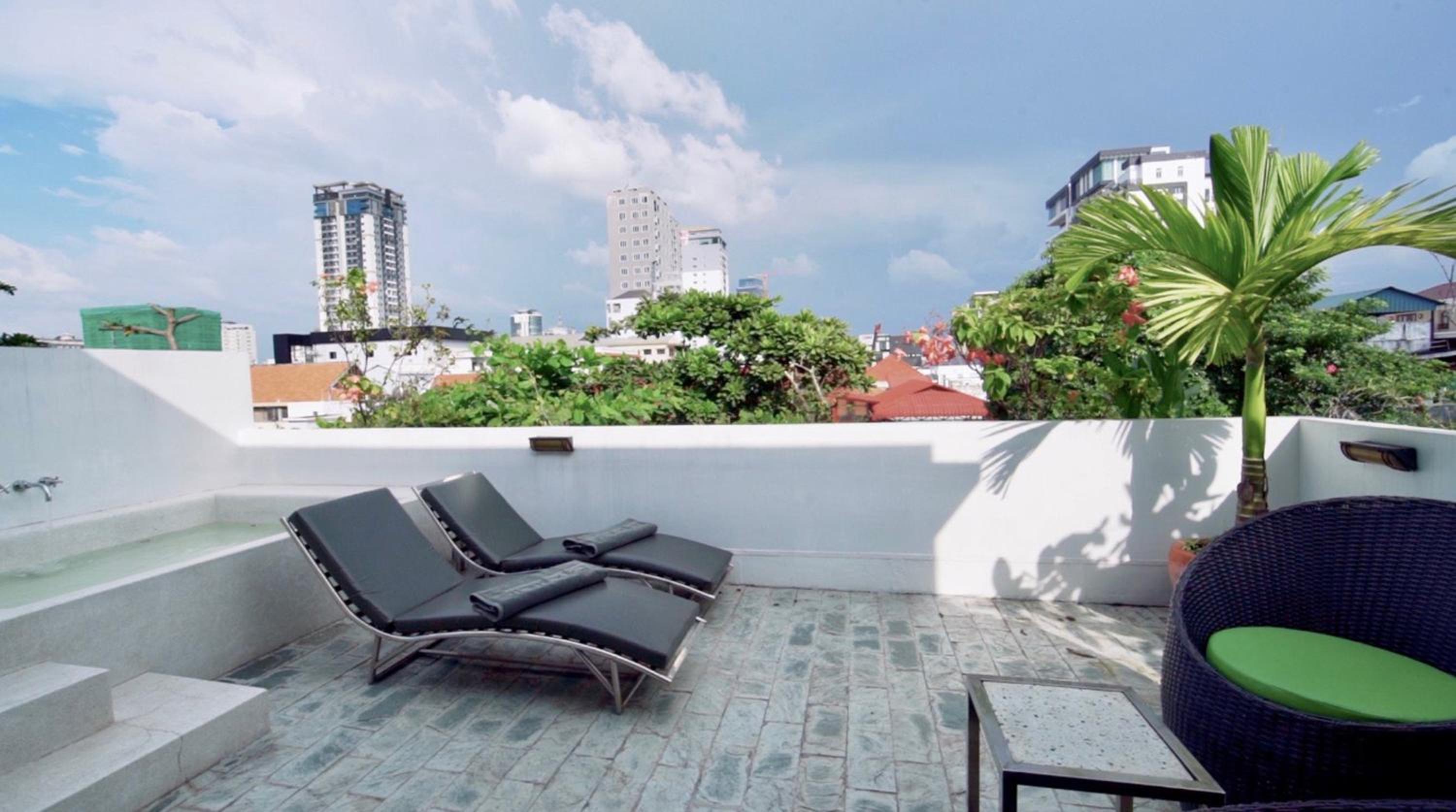 Penthouse Suite photo 1