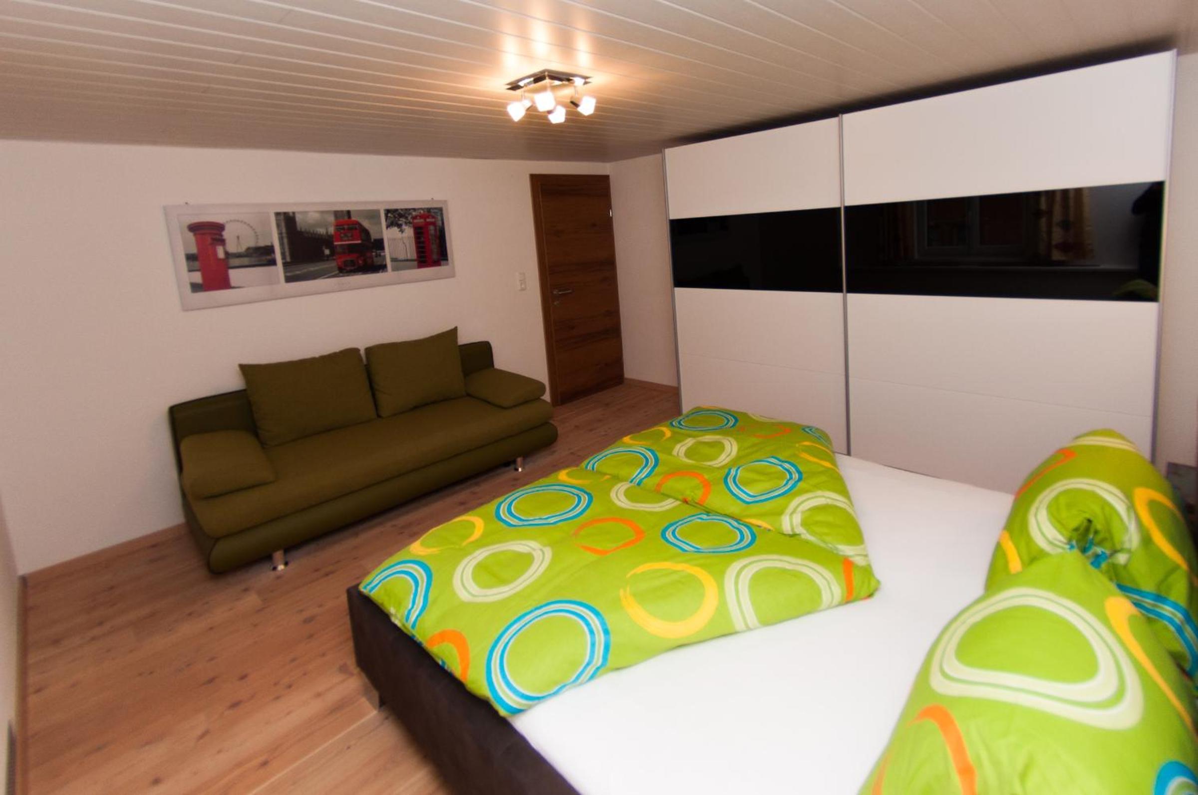 One-Bedroom Apartment with Terrace photo 2