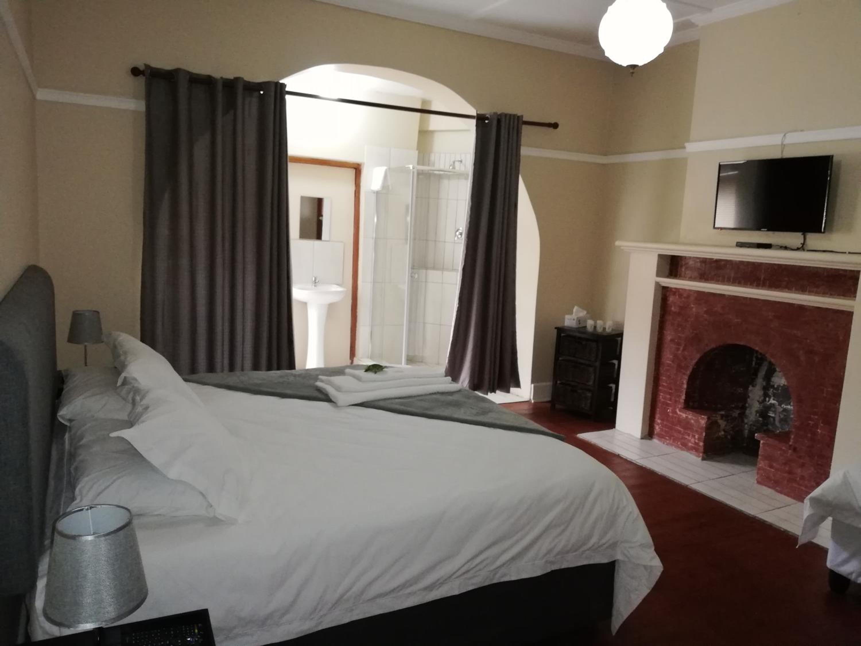 Double or Twin Room photo 1