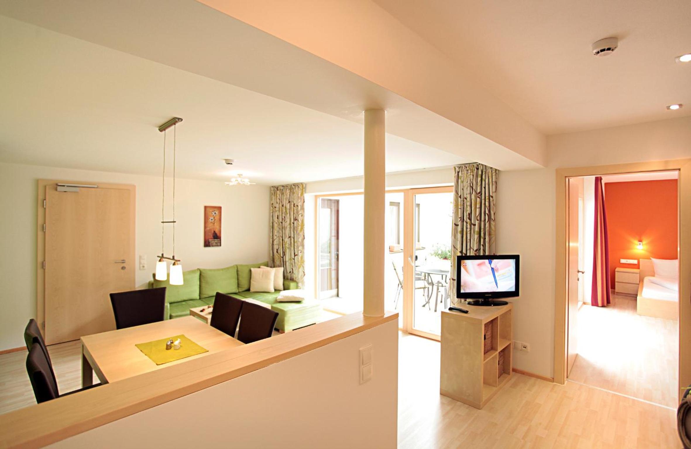 Two-Bedroom Apartment With Terrace photo 2