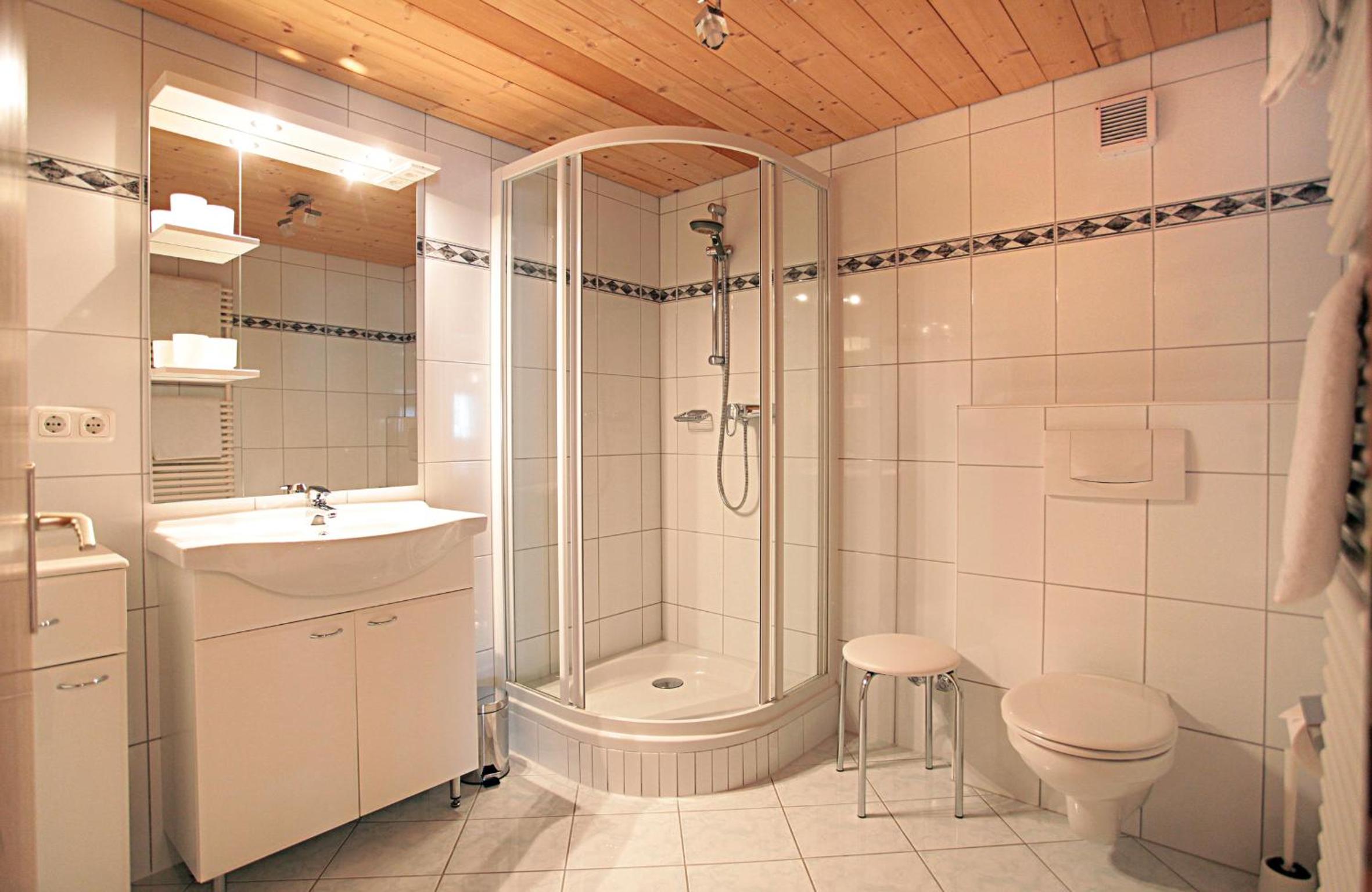 Two-Bedroom Apartment With Balcony photo 2
