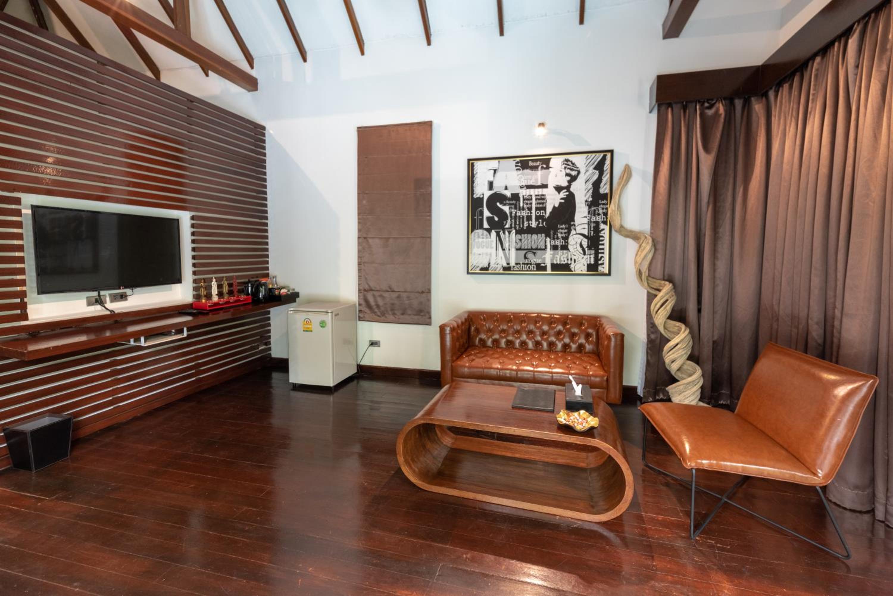 Tropical Pool Villa - Photo 9