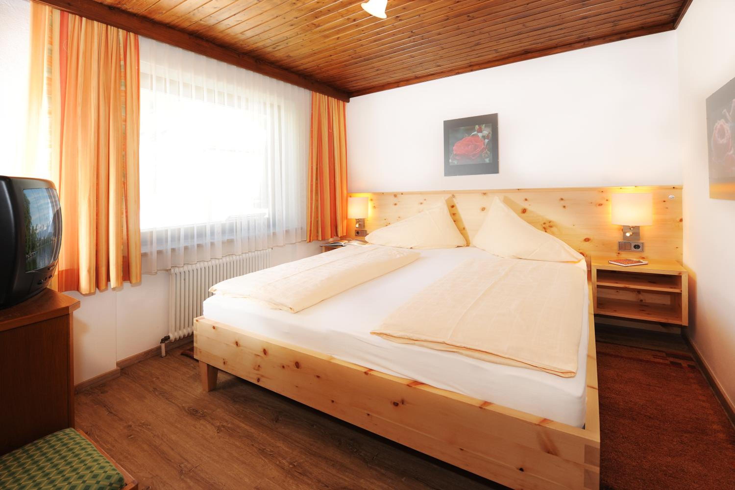 Suite with Balcony photo 2