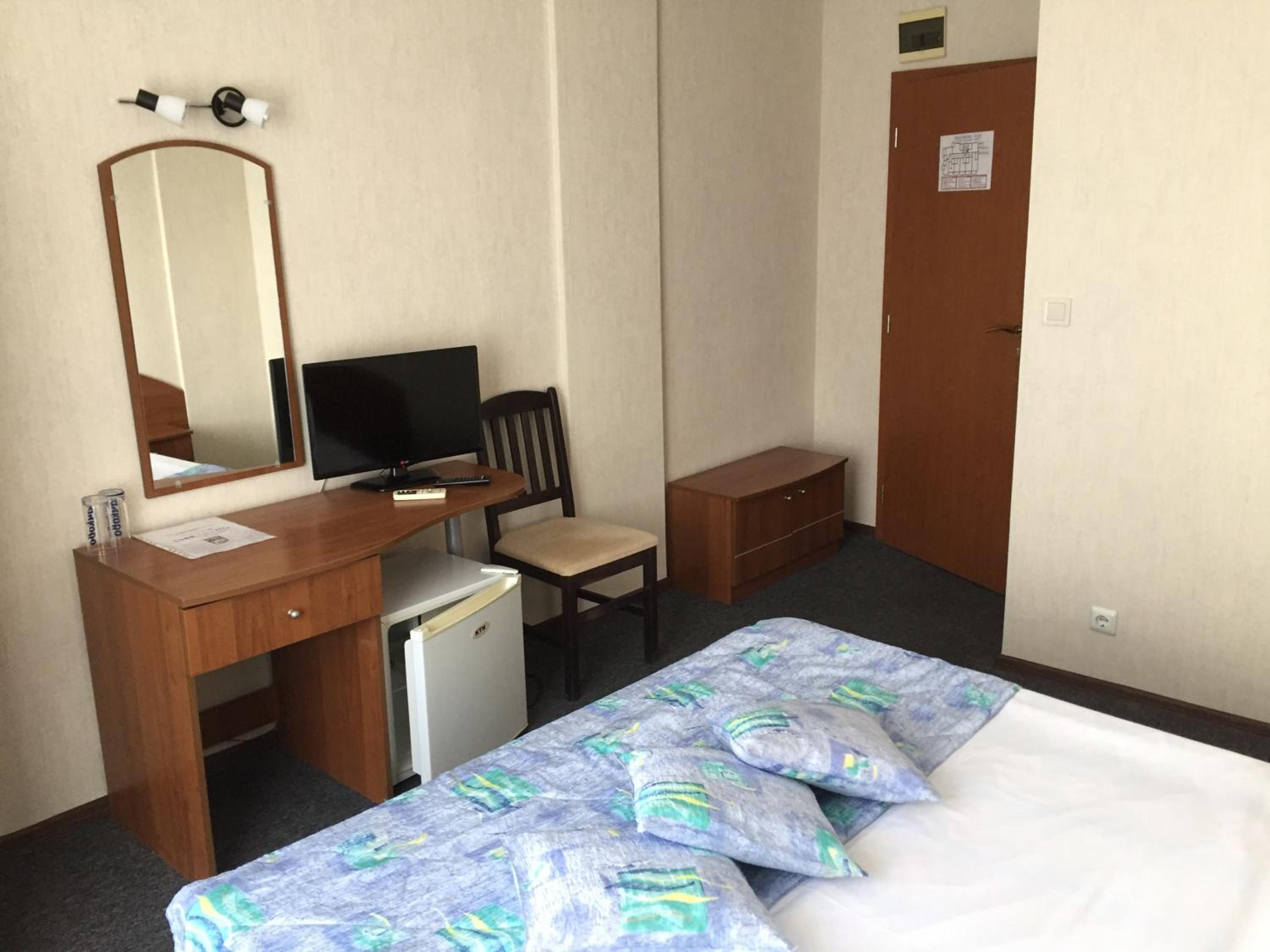 Double or Twin Room - Photo 24