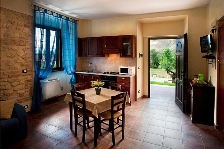 One-Bedroom Apartment (2 Adults) photo 3