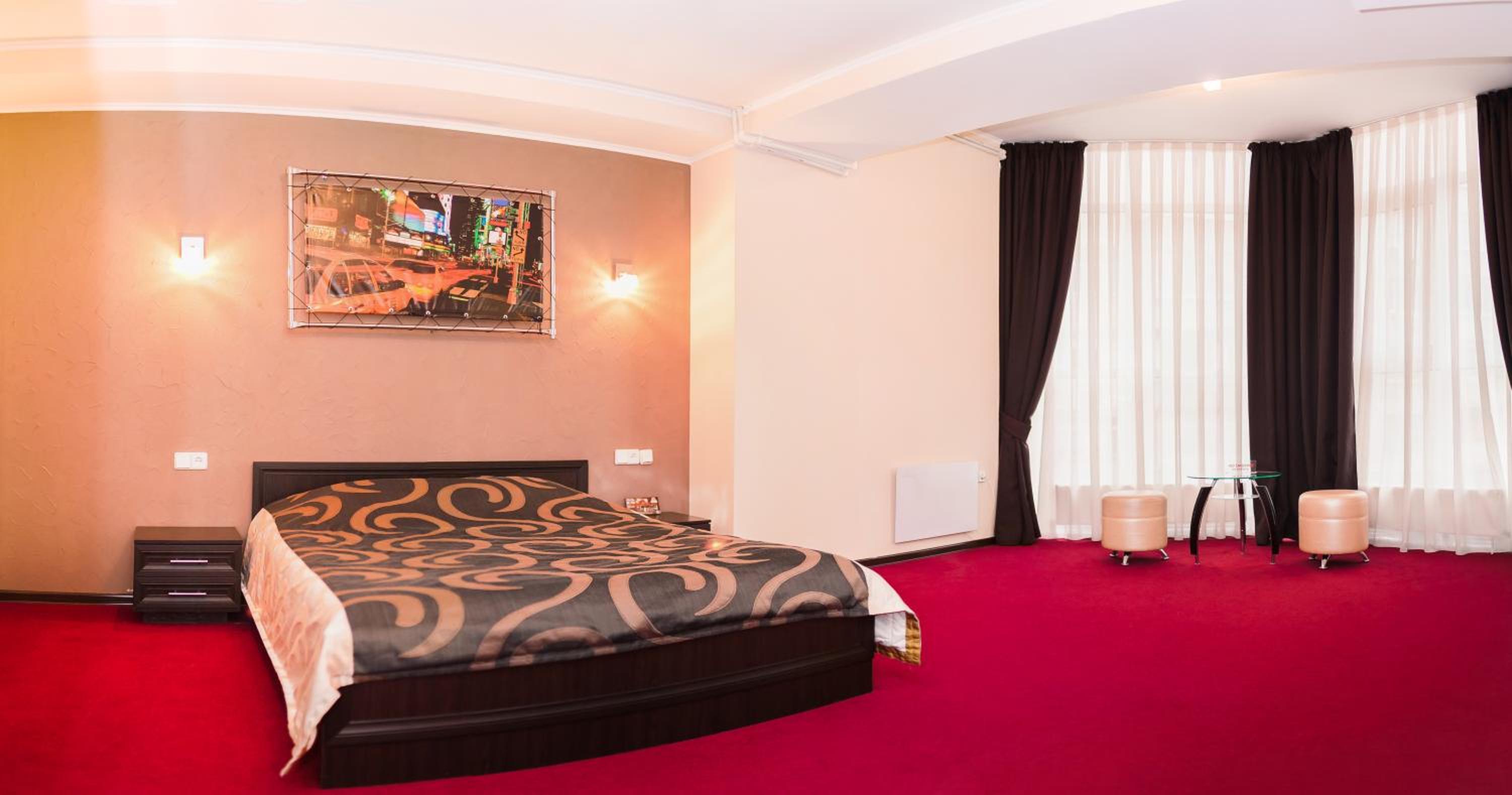 Large Double Room photo 3