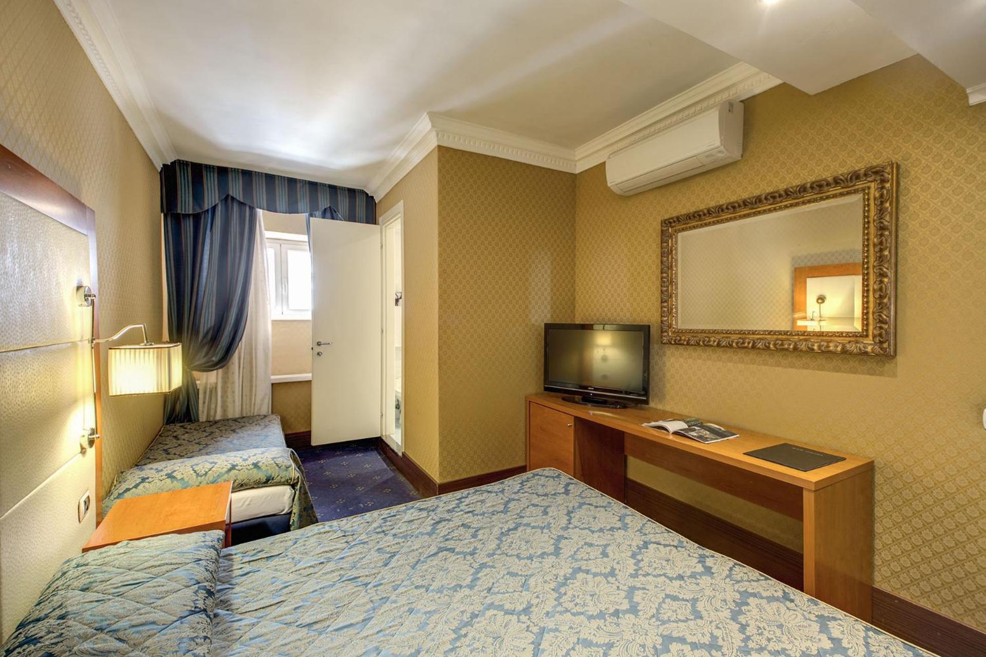 Standard Triple Room photo 1