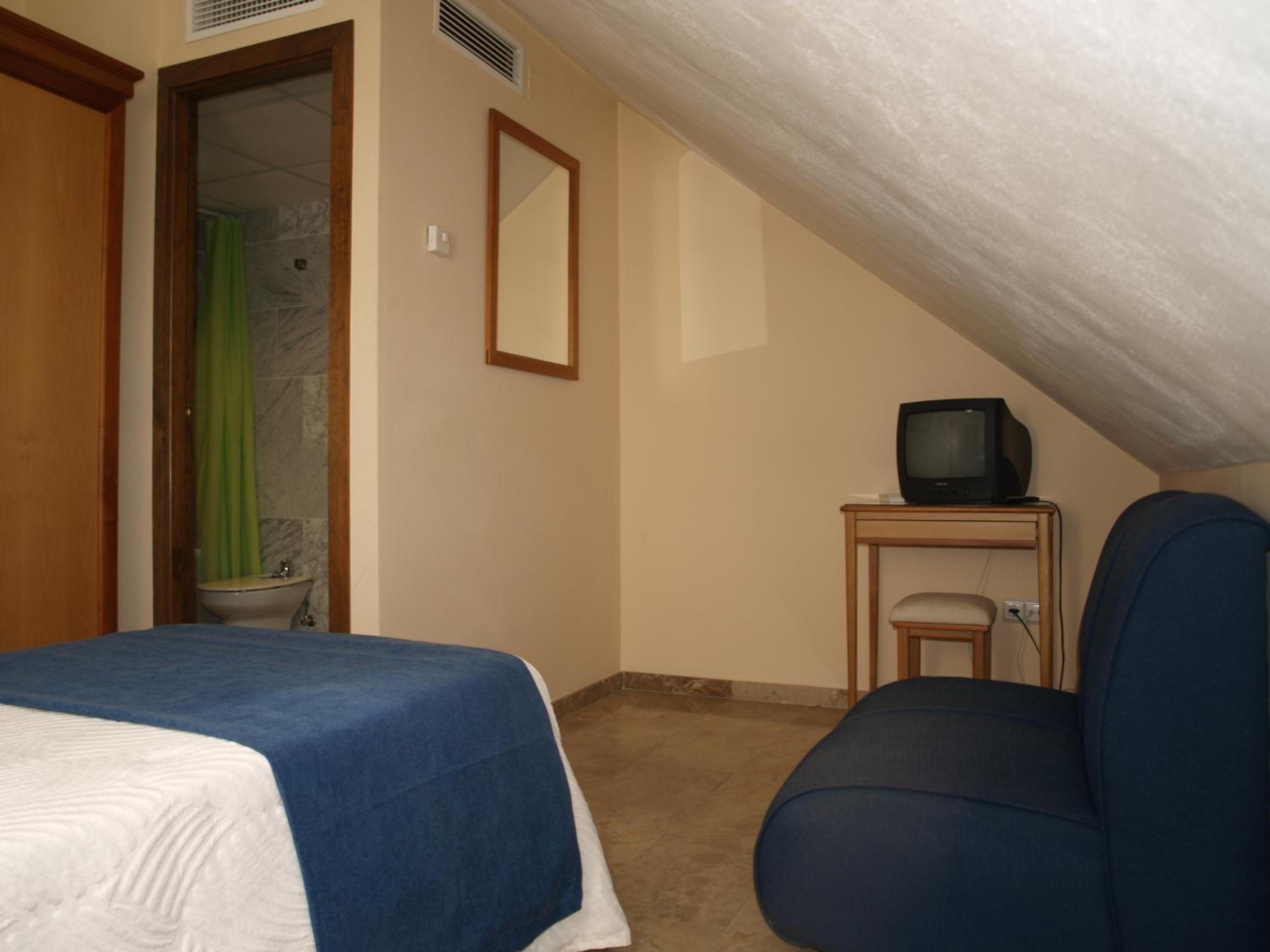 Single Room photo 2
