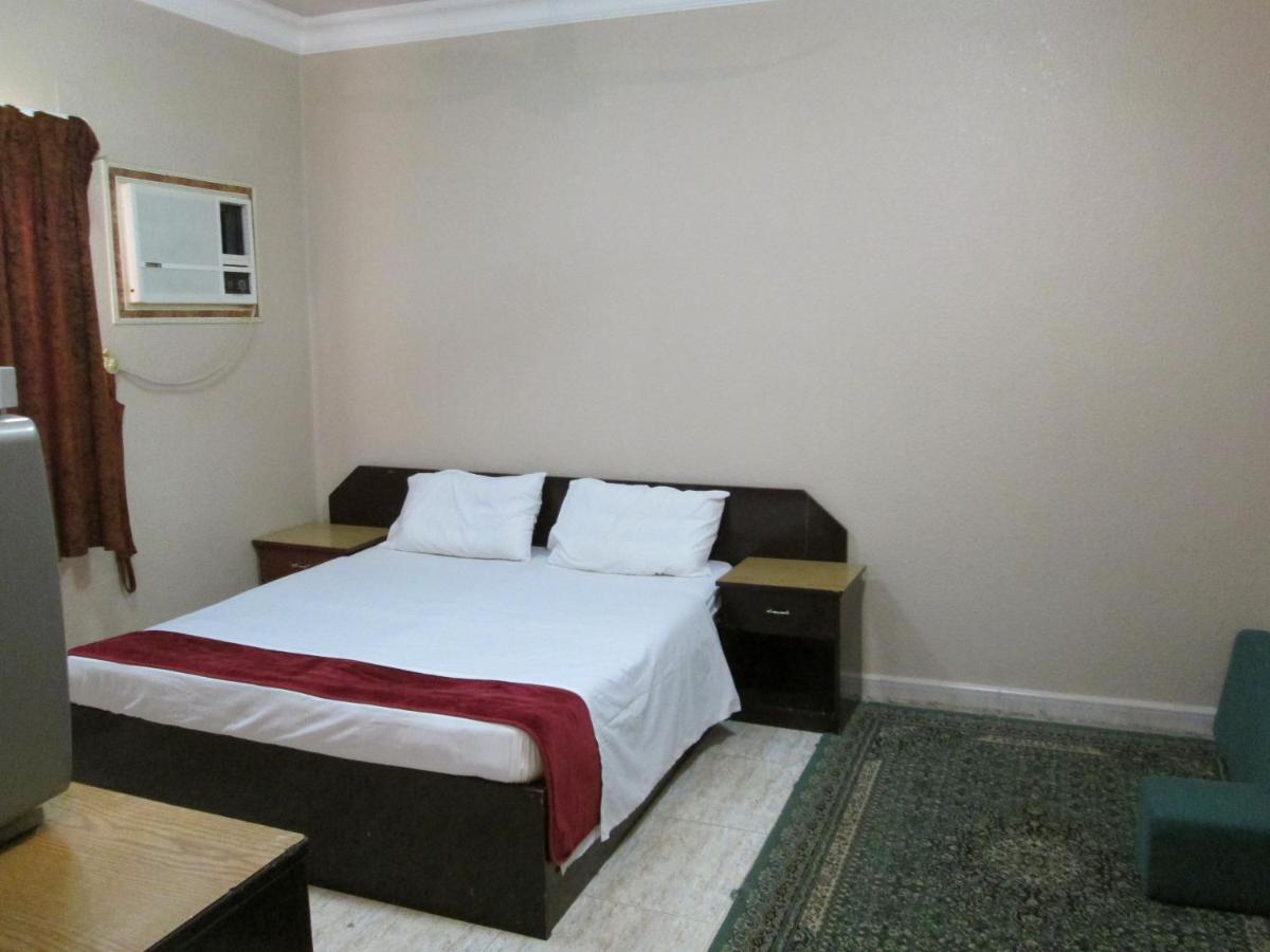 Quadruple Room with Shared Bathroom photo 1