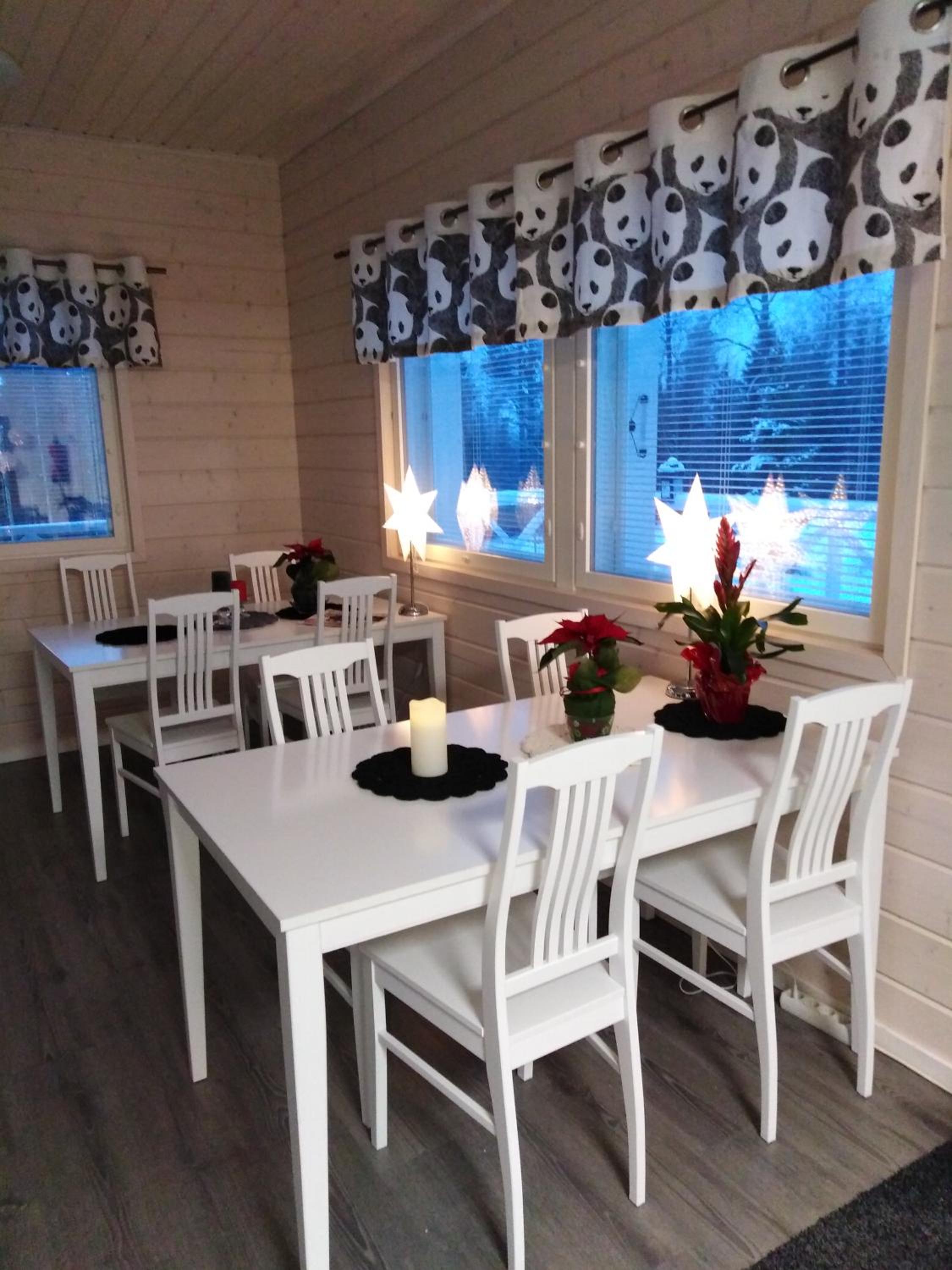 Family Room with Terrace - No pets allowed - Photo 4