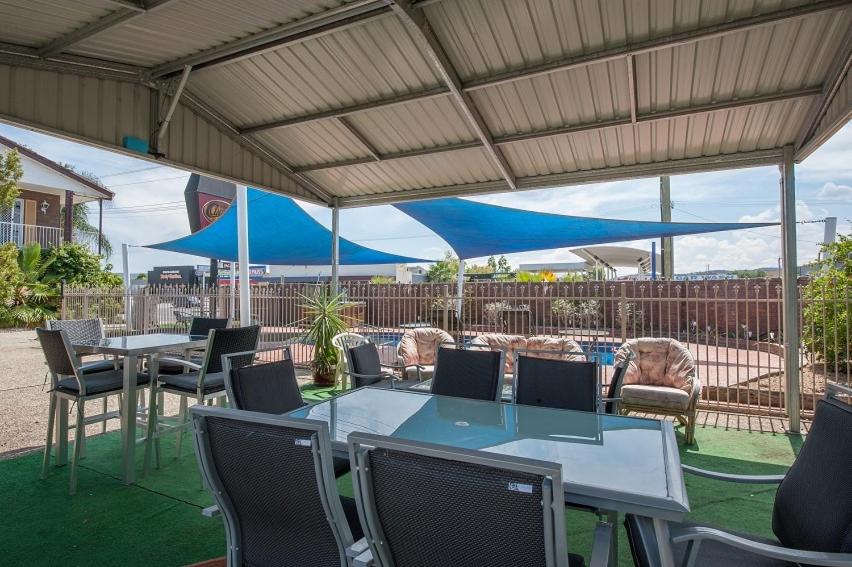 Family Suite - Pet Friendly photo 2